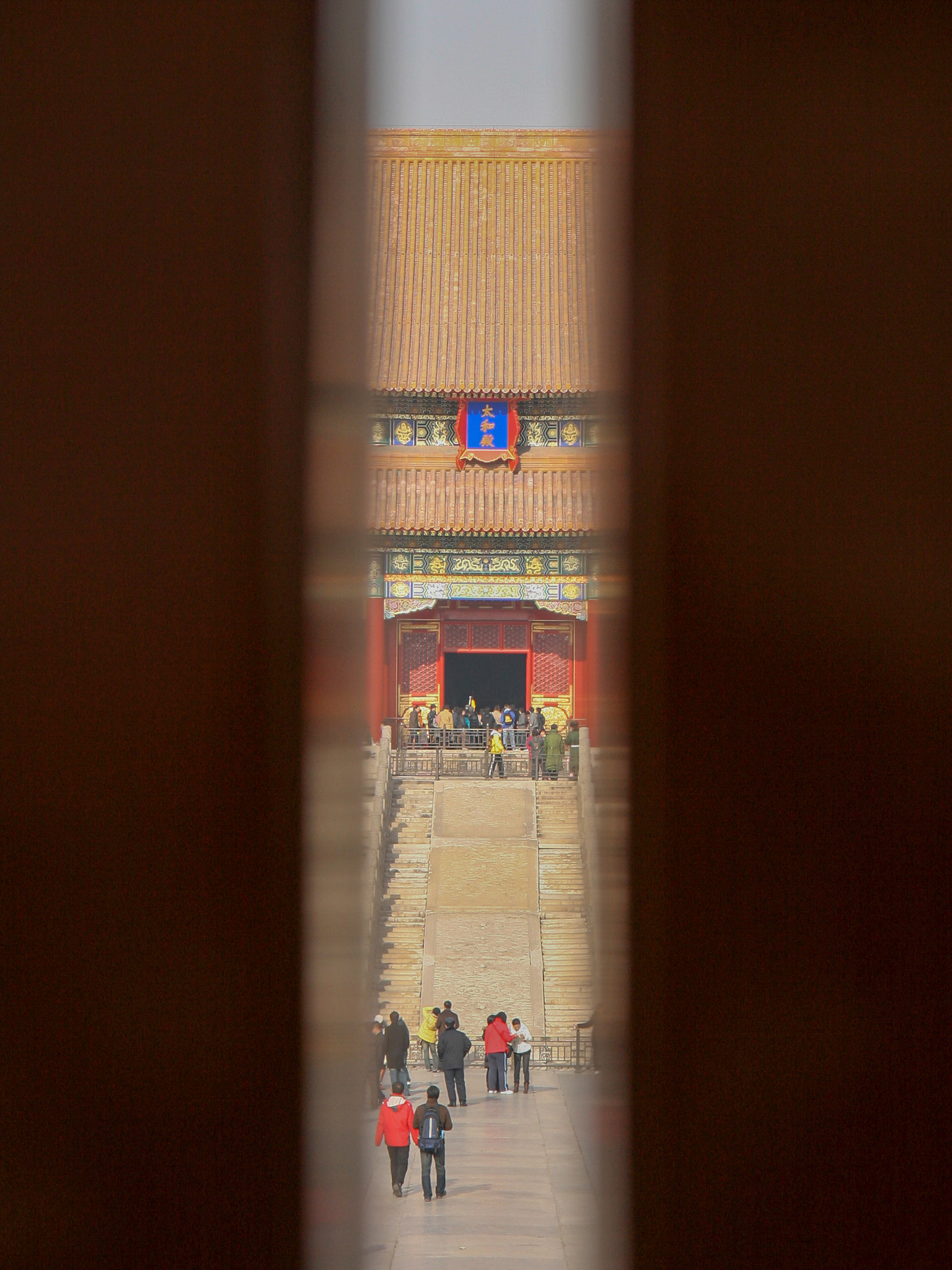 Canon EOS 400D (EOS Digital Rebel XTi / EOS Kiss Digital X) + Canon EF-S 17-55mm F2.8 IS USM sample photo. Forbidden city photography