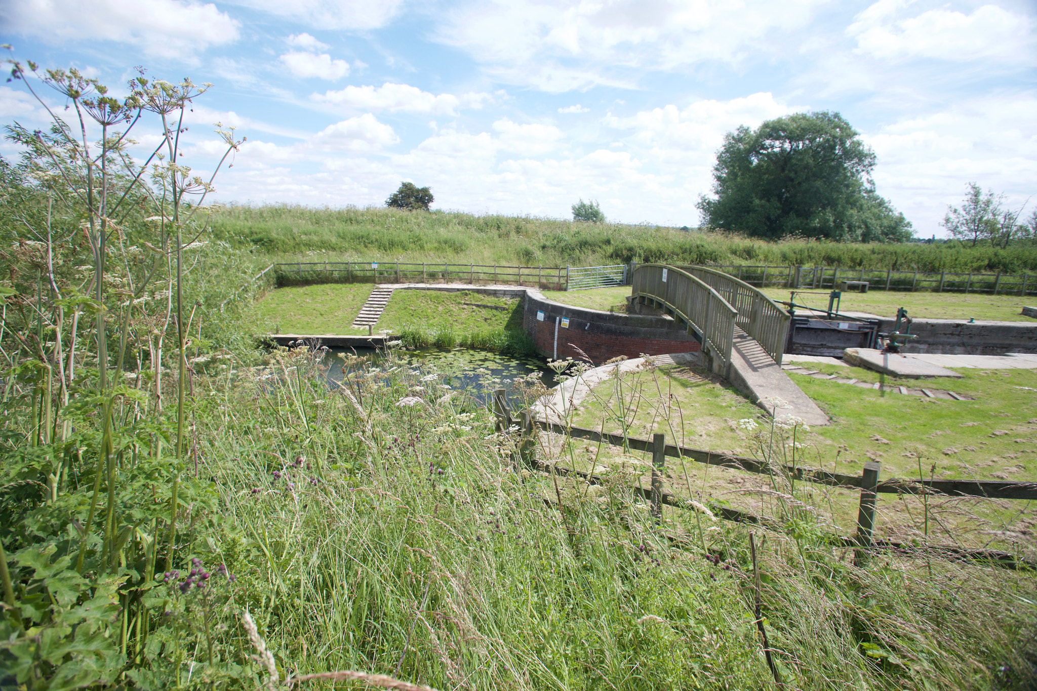 Canon EF 17-35mm f/2.8L sample photo. Snitterby carr/harlem lock photography