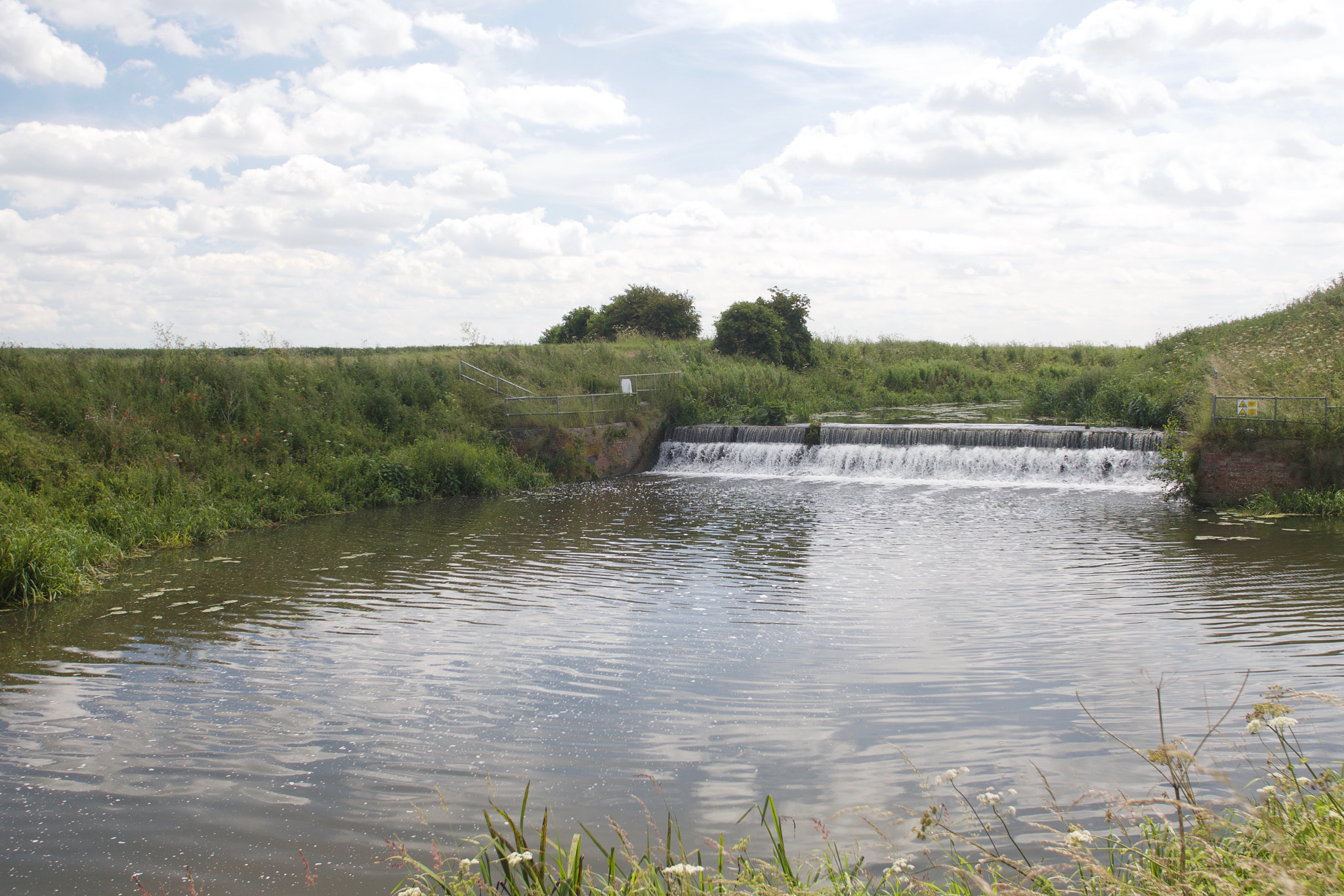 Canon EF 17-35mm f/2.8L sample photo. Snitterby carr/harlem lock photography