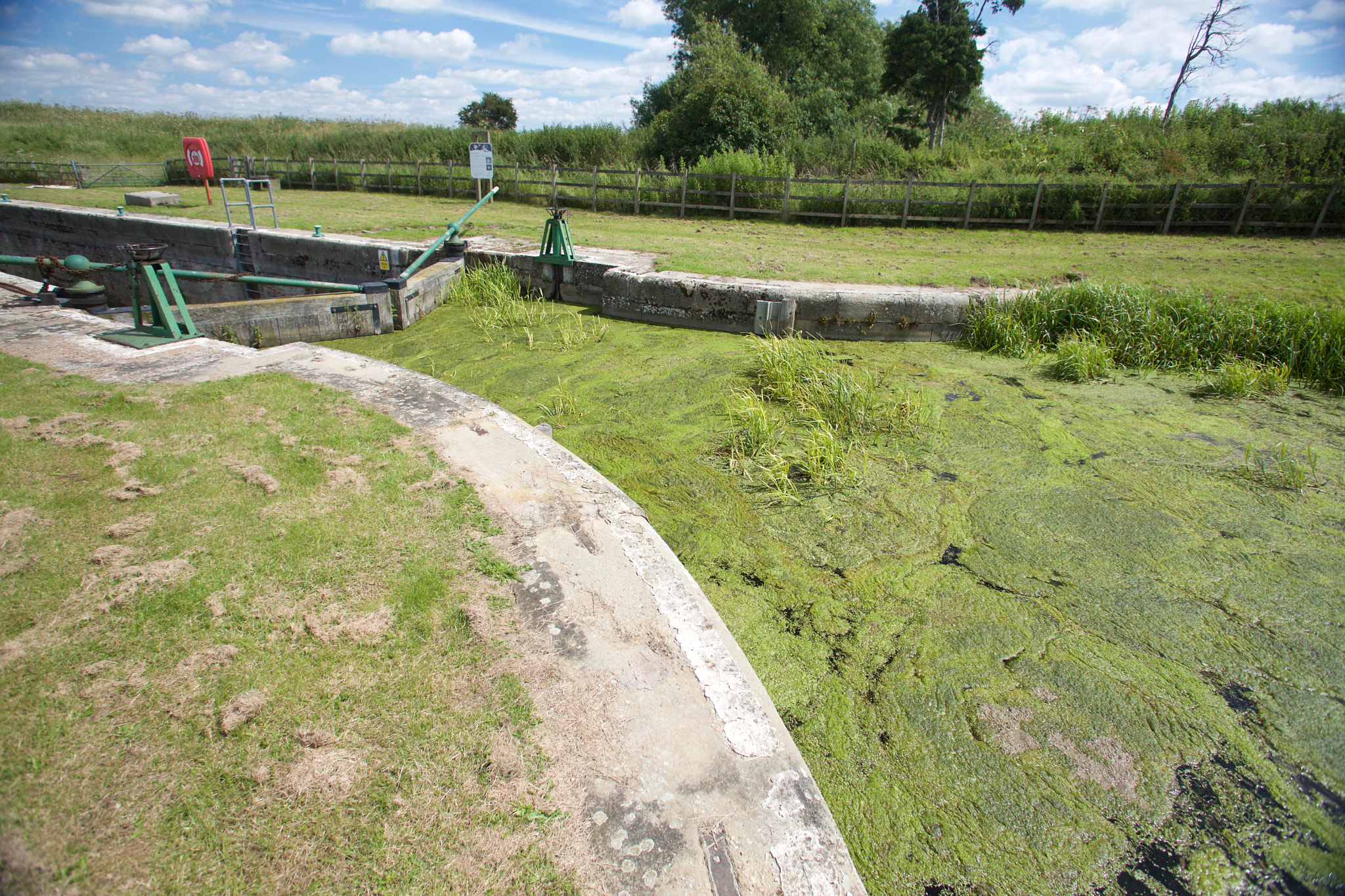 Canon EF 17-35mm f/2.8L sample photo. Snitterby carr/harlem lock photography