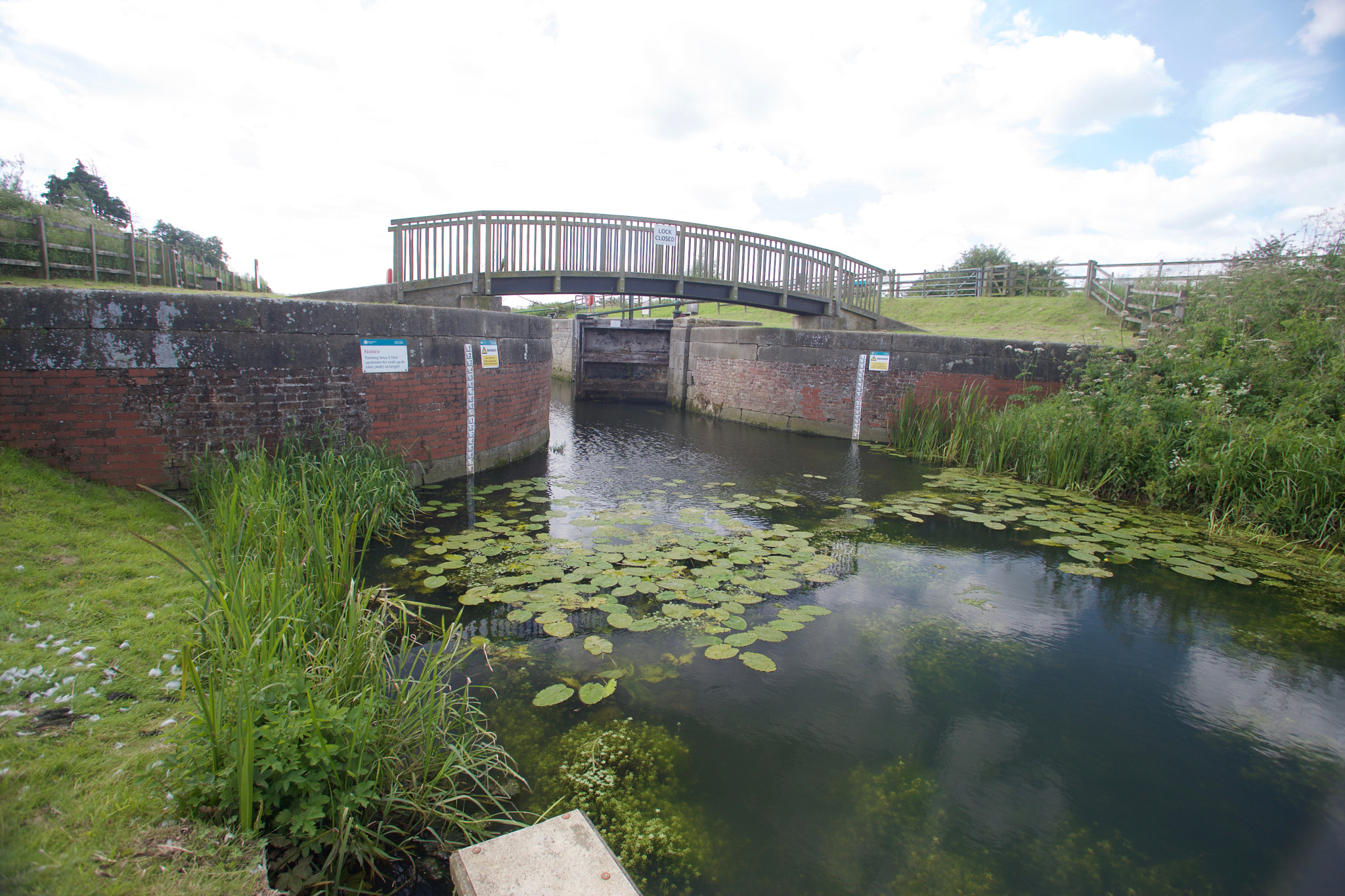 Canon EF 17-35mm f/2.8L sample photo. Snitterby carr/harlem lock photography