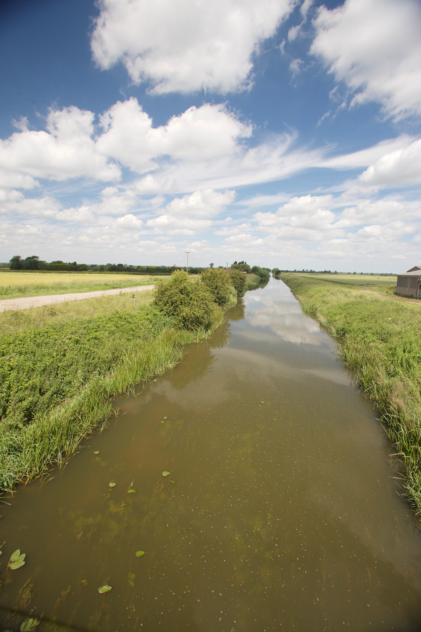 Canon EF 17-35mm f/2.8L sample photo. Snitterby carr/harlem lock photography