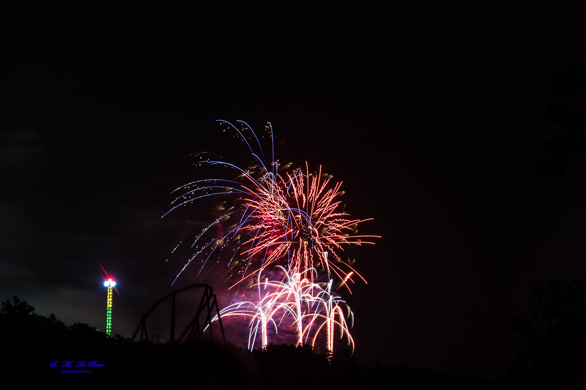 Nikon D3 sample photo. Fireworks photography