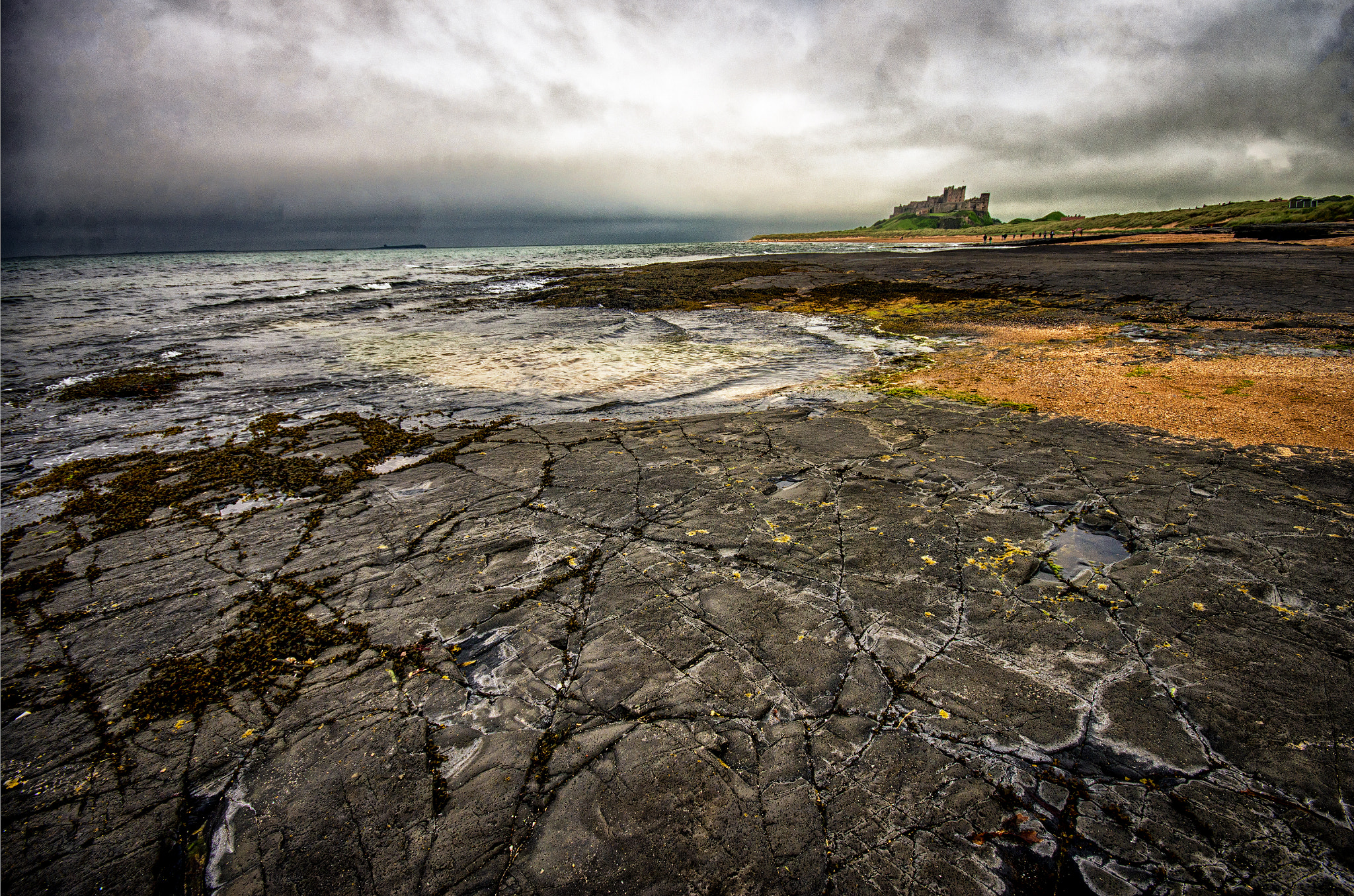 Sigma AF 10-20mm F4-5.6 EX DC sample photo. Bamburgh castle photography