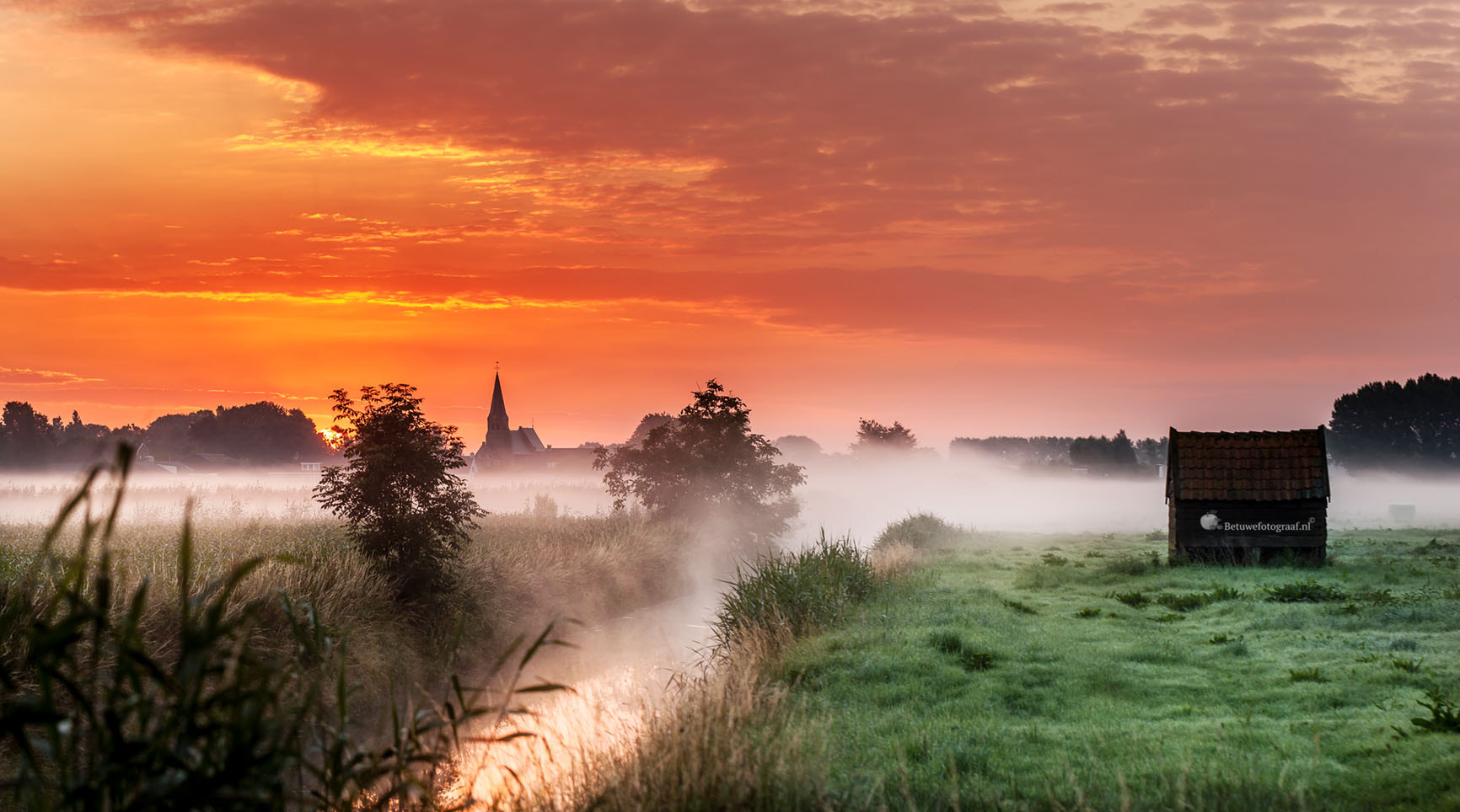 Canon EOS 40D + Canon EF 100mm F2.8L Macro IS USM sample photo. Goodmorning the netherlands......... photography