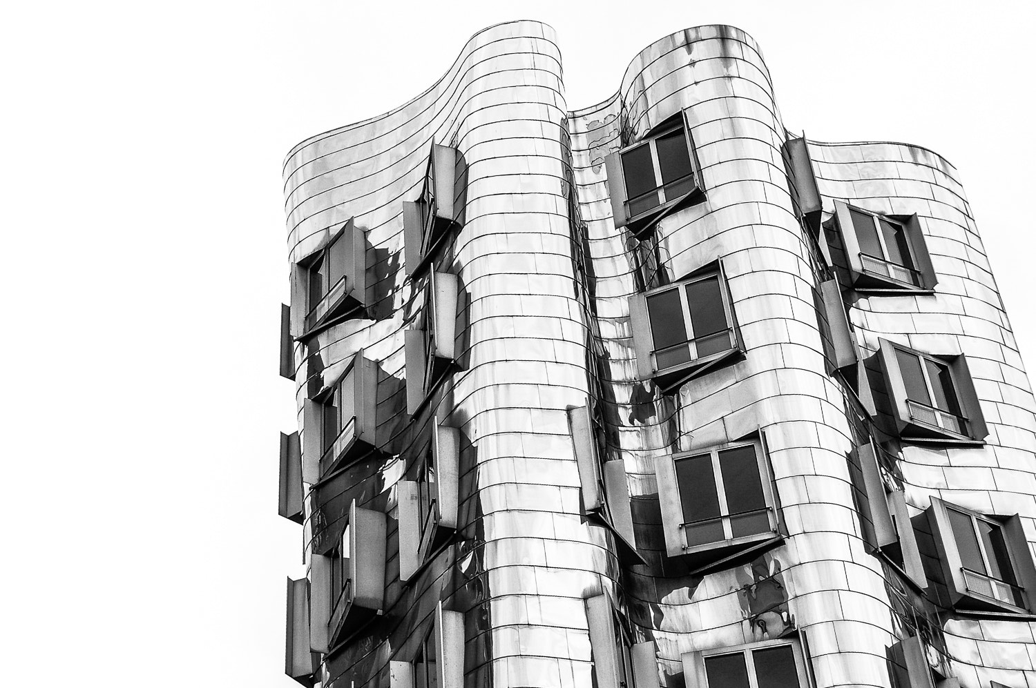 Pentax K100D Super sample photo. Gehry building photography