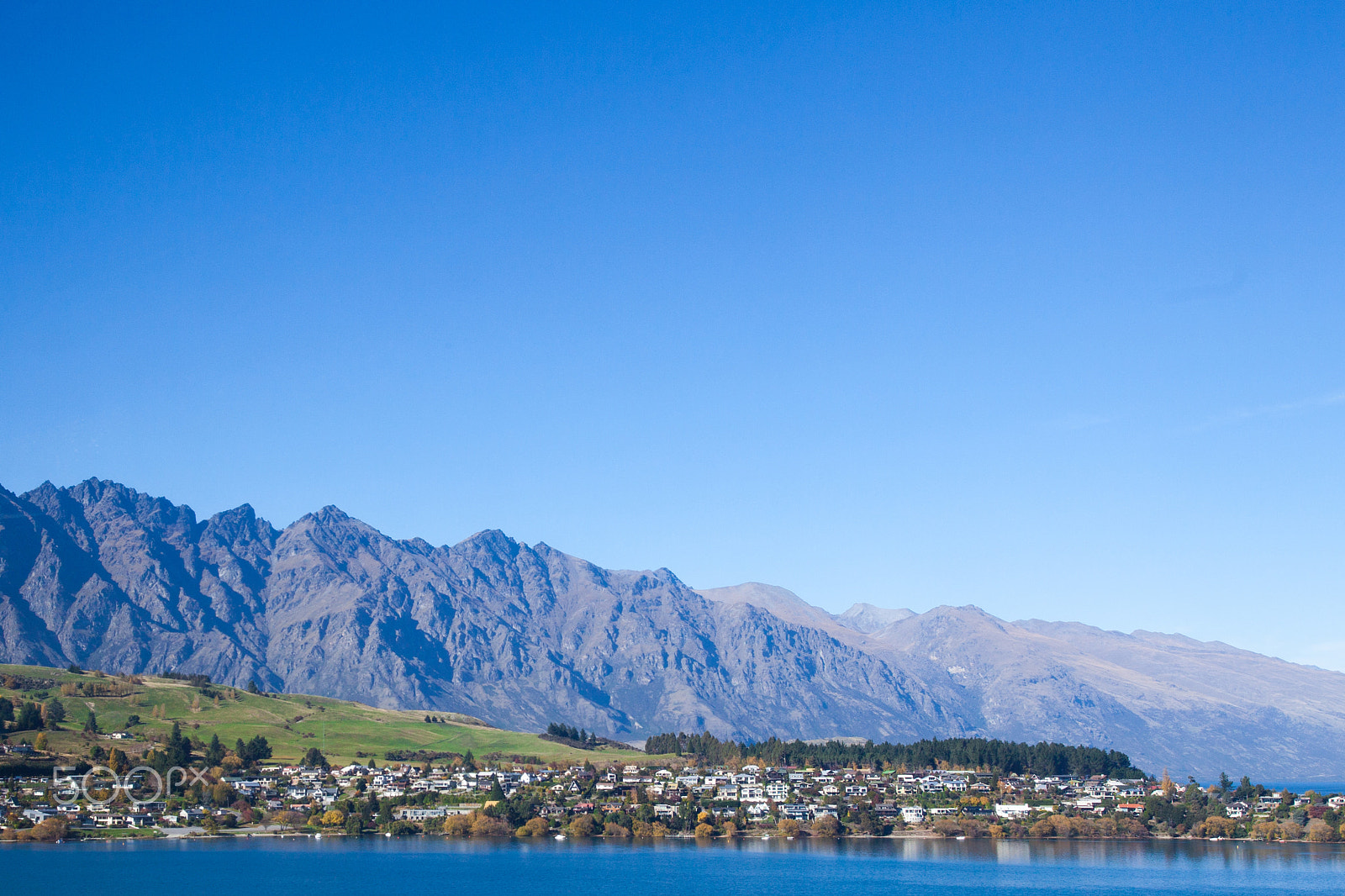 Sigma 24-35mm F2 DG HSM Art sample photo. Lakeside town - i photography