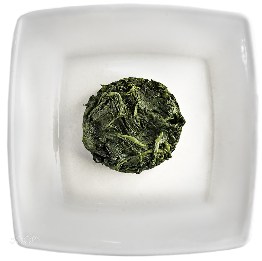 AF Zoom-Nikkor 35-70mm f/2.8D sample photo. Spinach photography