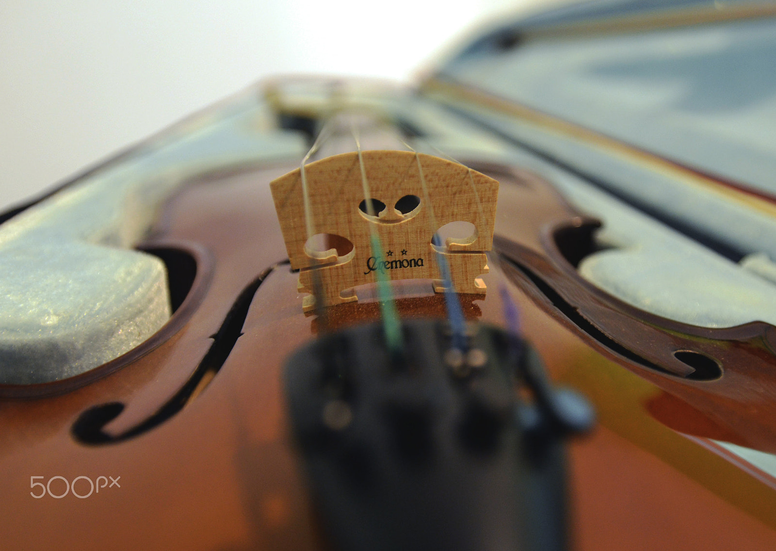 Nikon AF-S Nikkor 17-35mm F2.8D ED-IF sample photo. Cremona violin photography