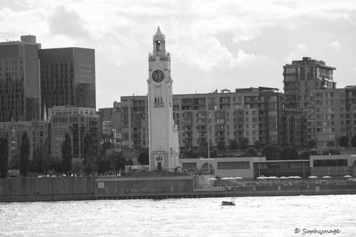 Canon EOS 450D (EOS Rebel XSi / EOS Kiss X2) sample photo. Port of montreal photography