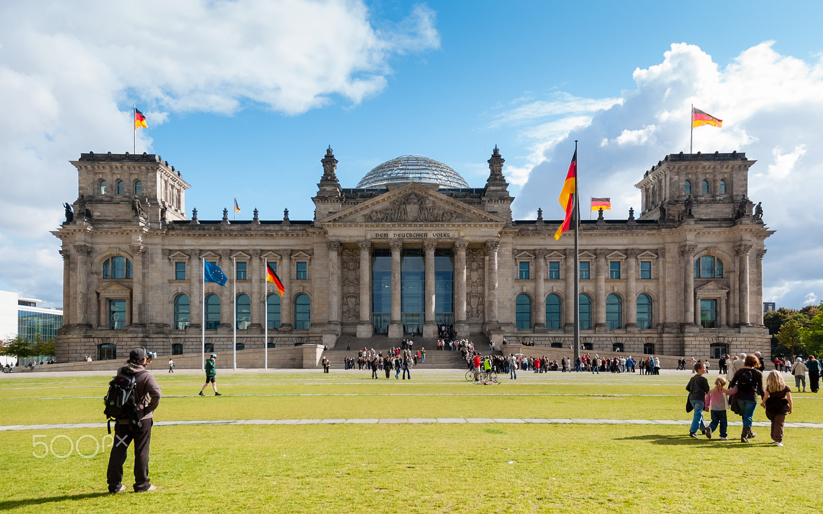 Nikon D40 sample photo. German bundestag on a sunny afternoon photography