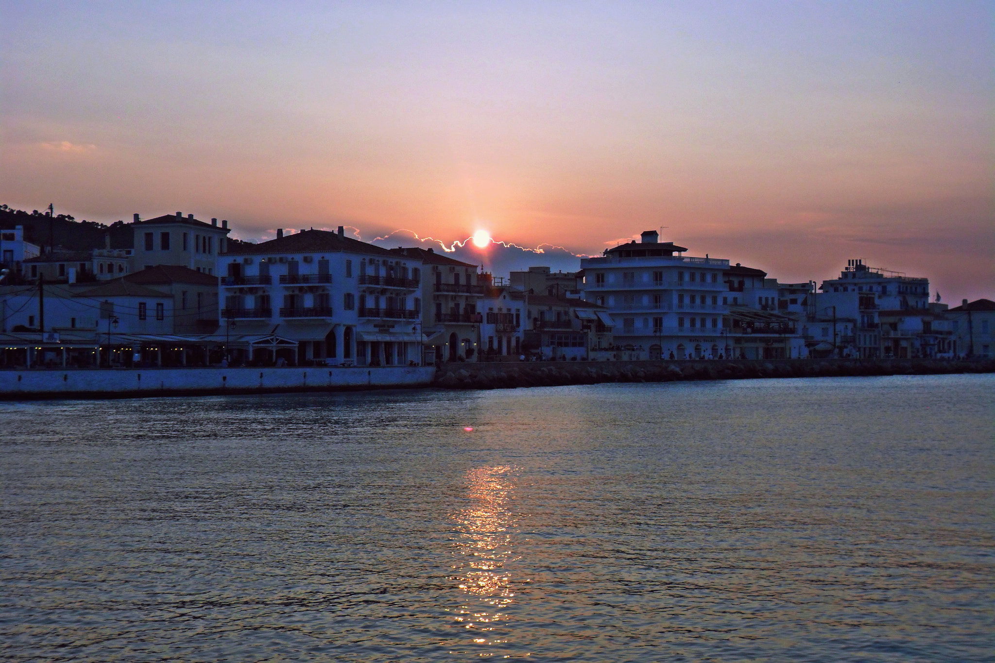 Samsung PL20,PL21 / VLUU PL20,PL21 sample photo. Limani  - spetses photography