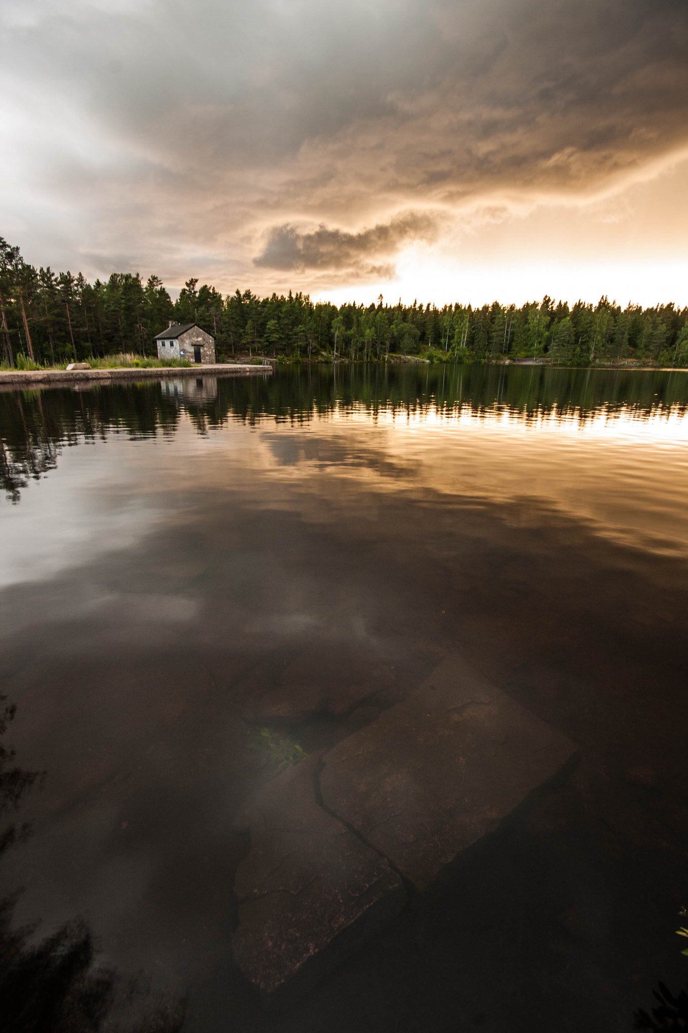 Canon EOS 40D + Sigma 10-20mm F4-5.6 EX DC HSM sample photo. . photography
