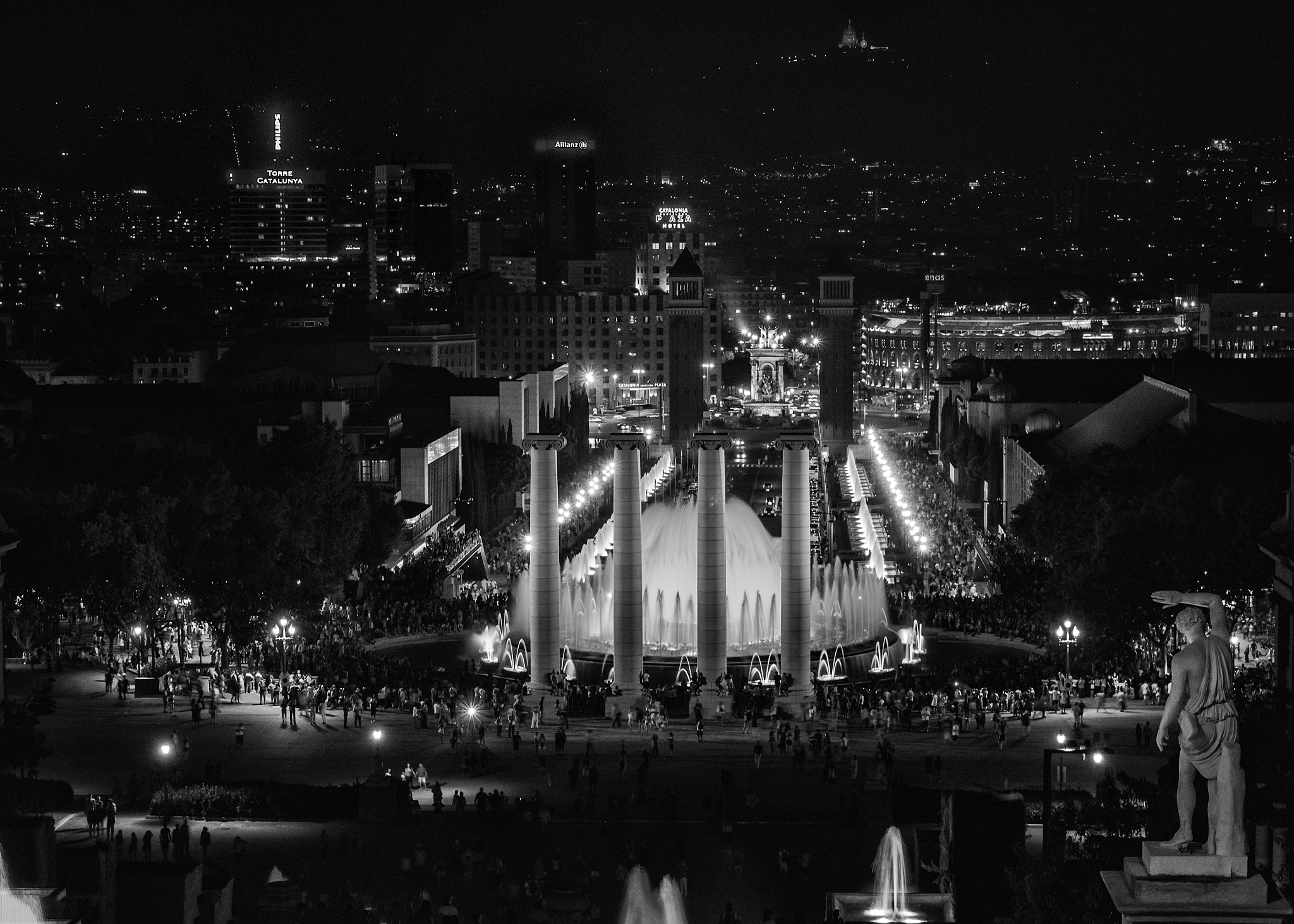 Sigma 18-50mm F2.8 EX DC sample photo. Diada, barcelona 2014 photography