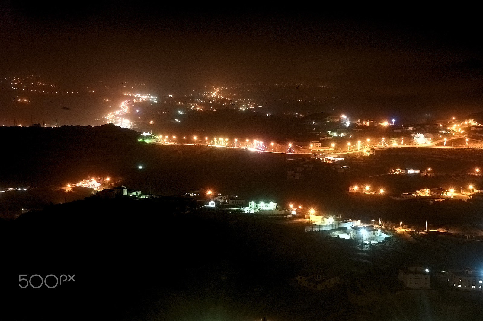 Nikon D70 sample photo. إطلالة على الباحة photography