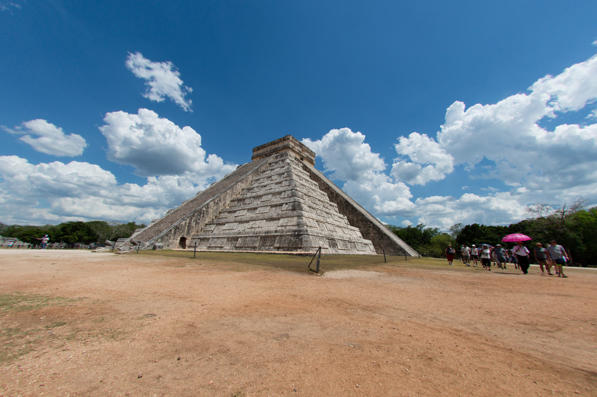 Nikon AF DX Fisheye-Nikkor 10.5mm F2.8G ED sample photo. Chichen itza wide lens photography