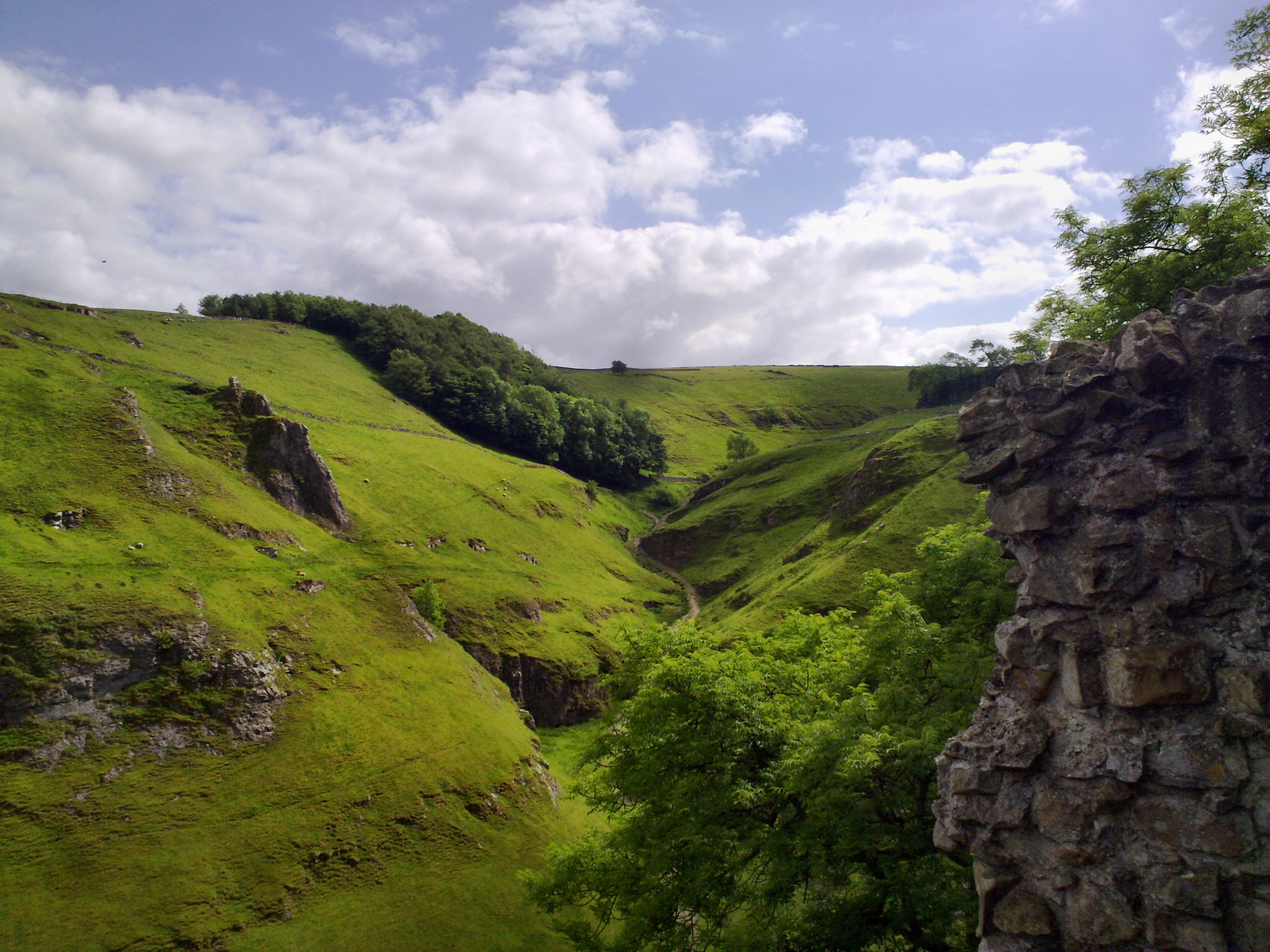 Nokia N86 8MP sample photo. 'what a place...' photography