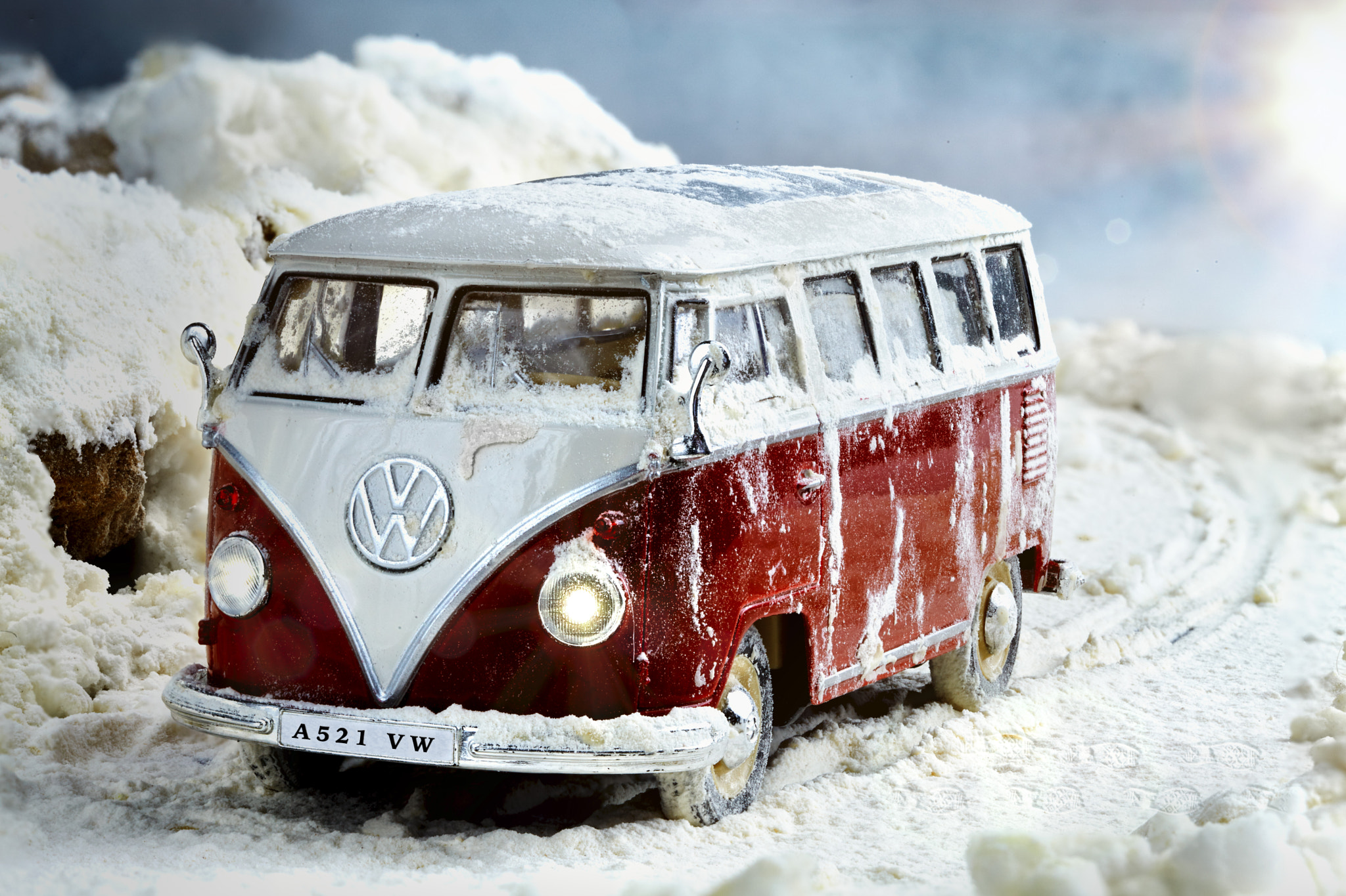 Canon EF 100mm F2.8 Macro USM sample photo. Toy vw bus photography