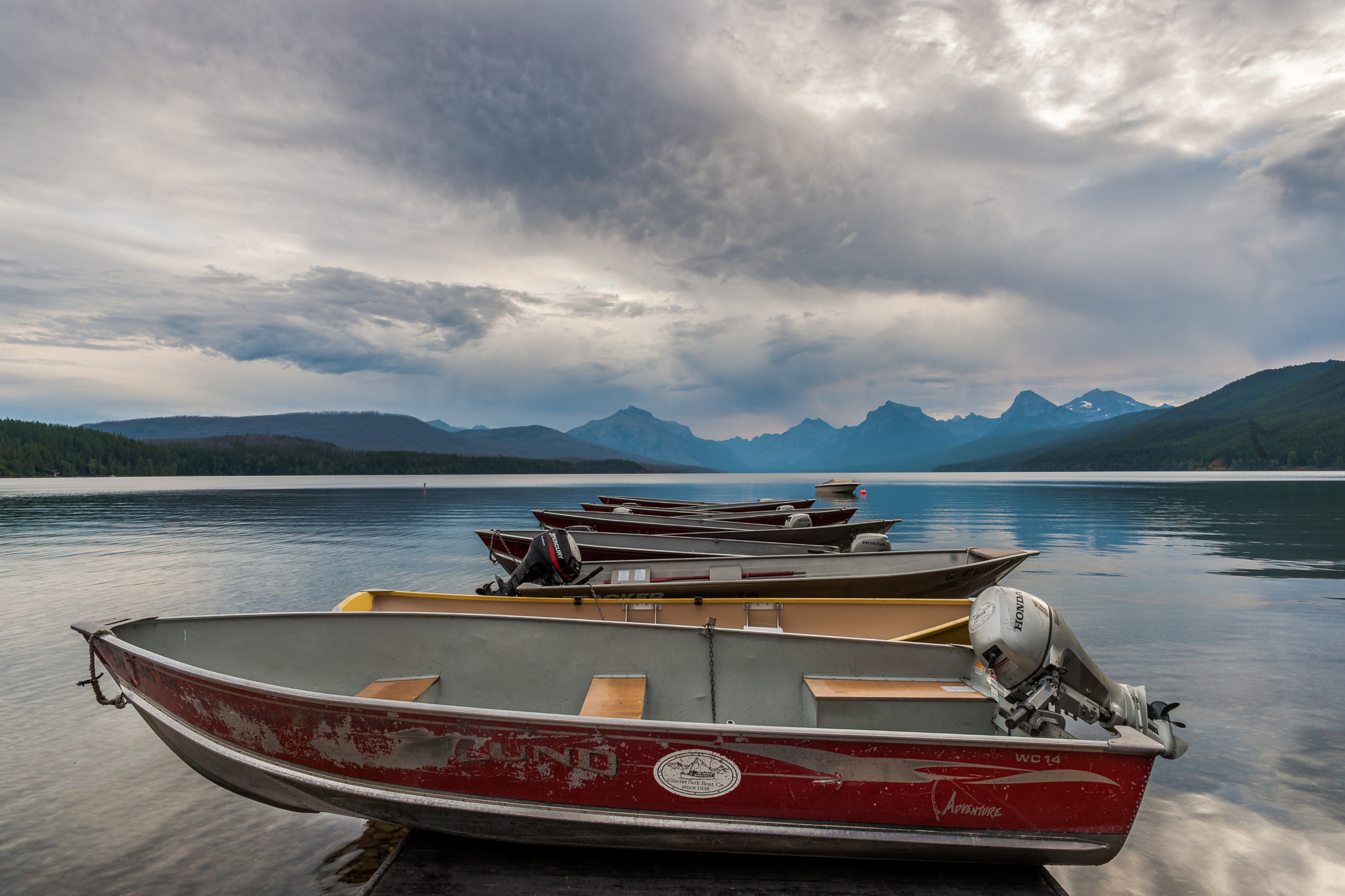 Sony Alpha DSLR-A900 + Sony 20mm F2.8 sample photo. Boats, lake mcdonald photography