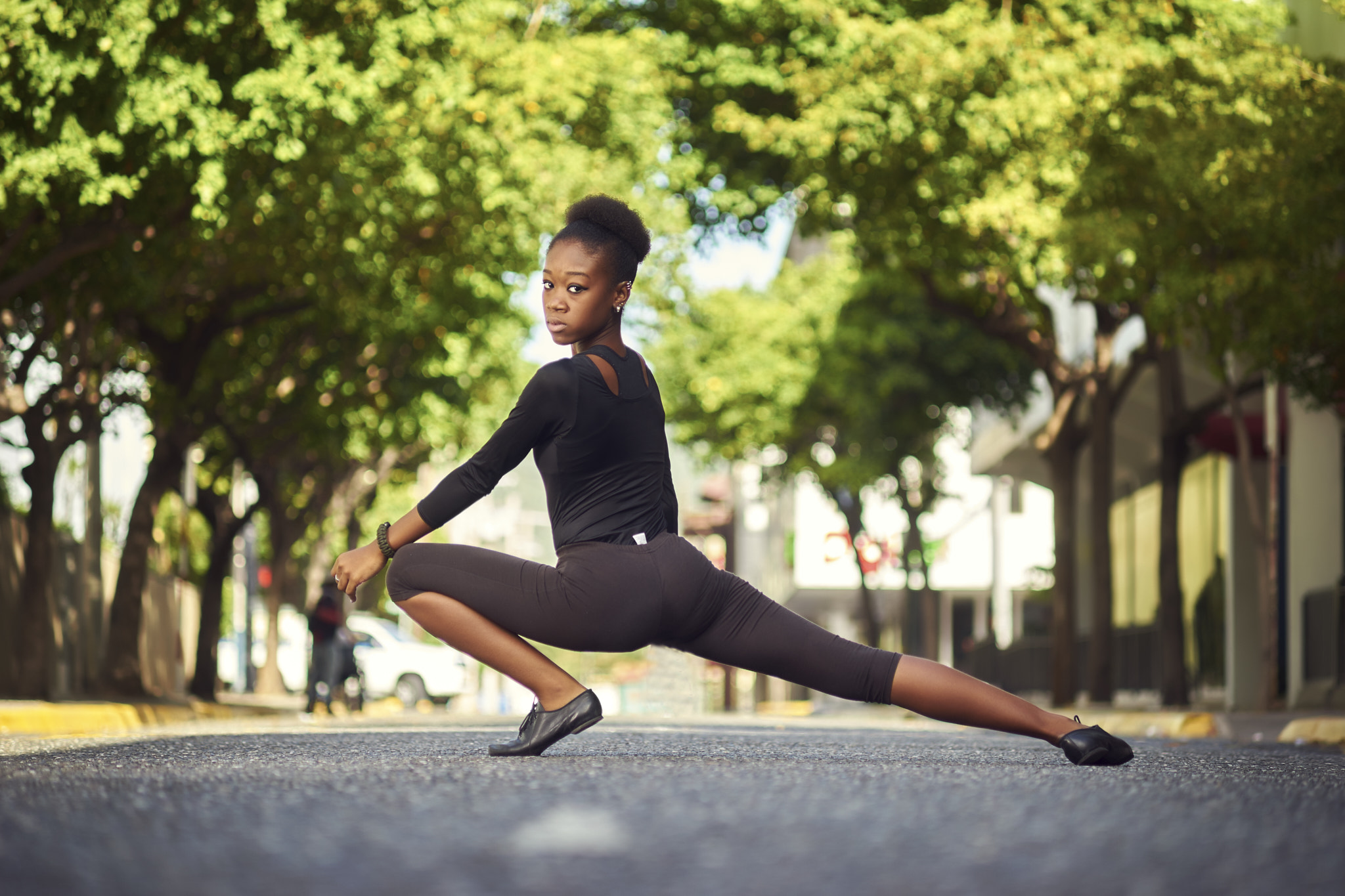 Sony a7 + Minolta AF 70-210mm F4 Macro sample photo. Dancer of new kingston photography