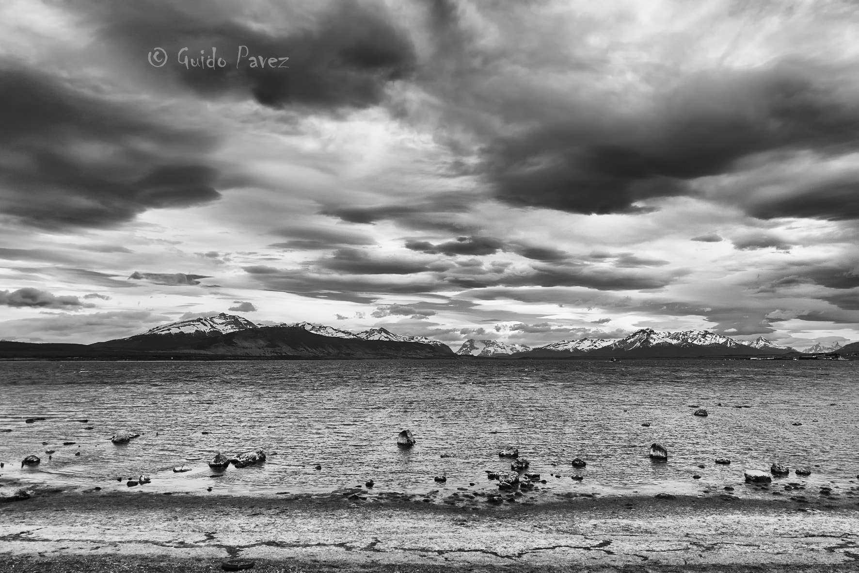 Canon EOS 550D (EOS Rebel T2i / EOS Kiss X4) sample photo. Windy and cloudy day in patagonia photography