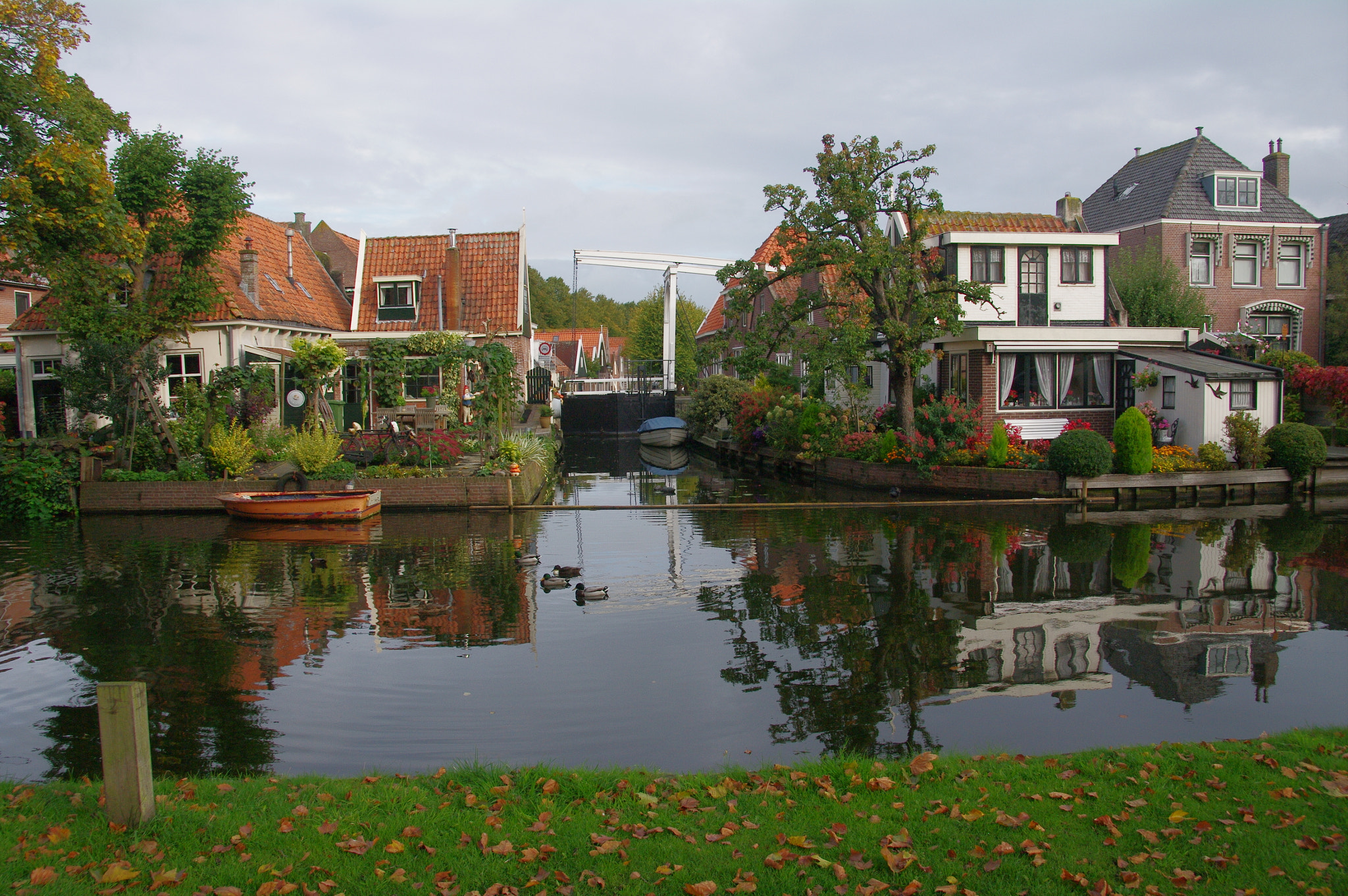 Pentax K-7 sample photo. Dutch canal.jpg photography