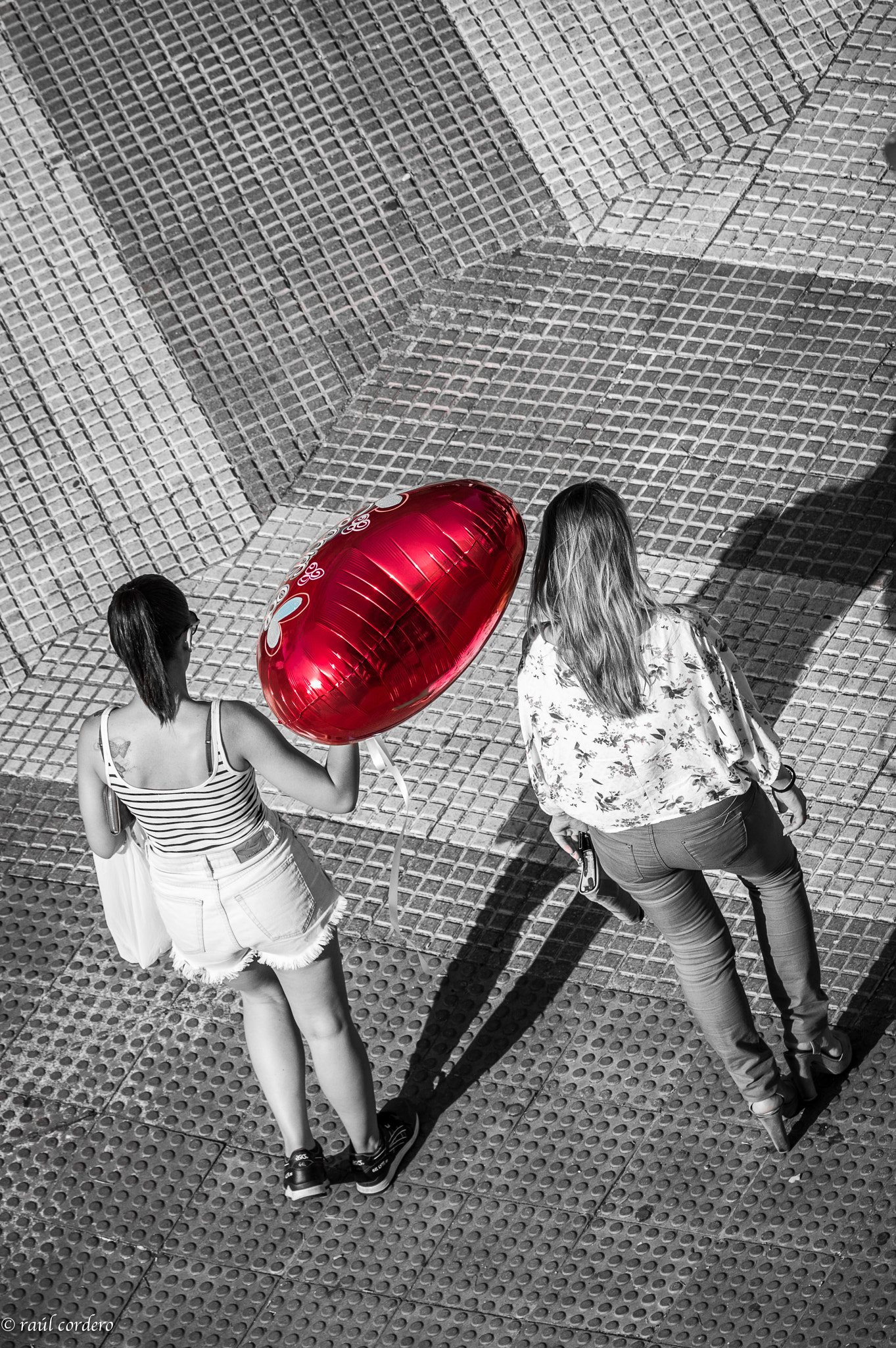 Nikon D4 sample photo. Red balloon.. photography