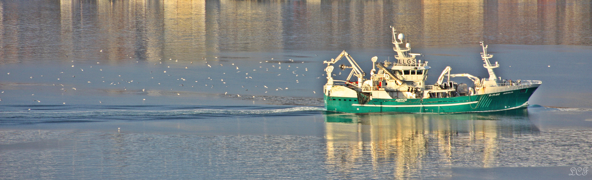 Canon EOS 450D (EOS Rebel XSi / EOS Kiss X2) sample photo. Fishingboat  photography