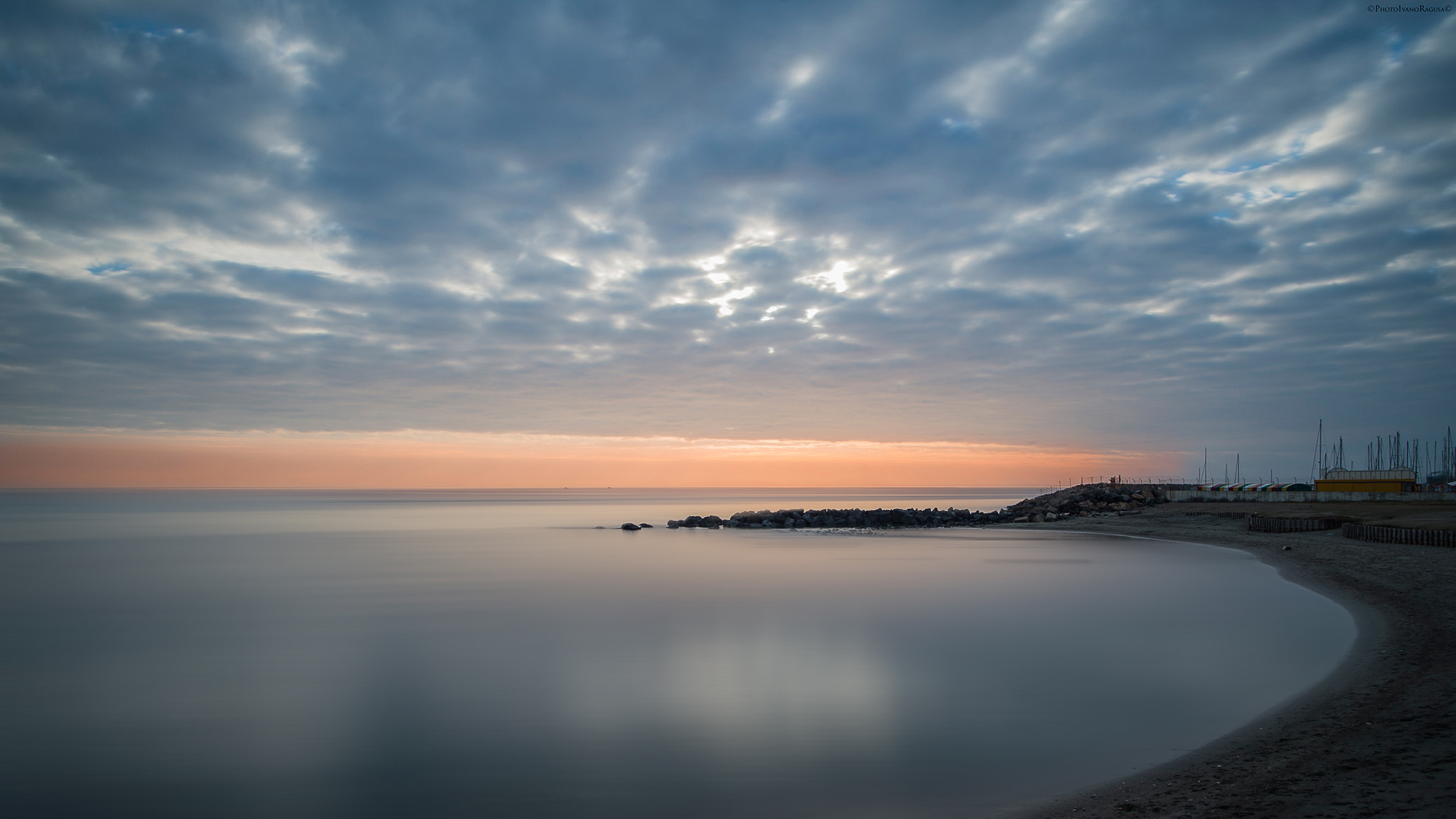 Nikon AF-S Nikkor 20mm F1.8G ED sample photo. Copia photography