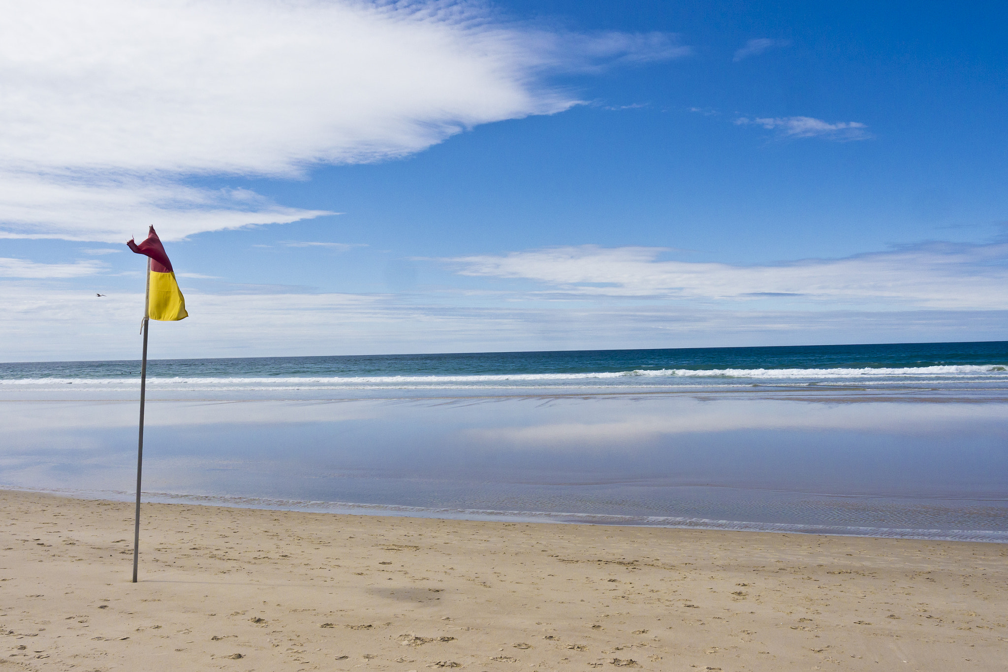 Panasonic Lumix DMC-GH2 sample photo. Surfers paradise photography