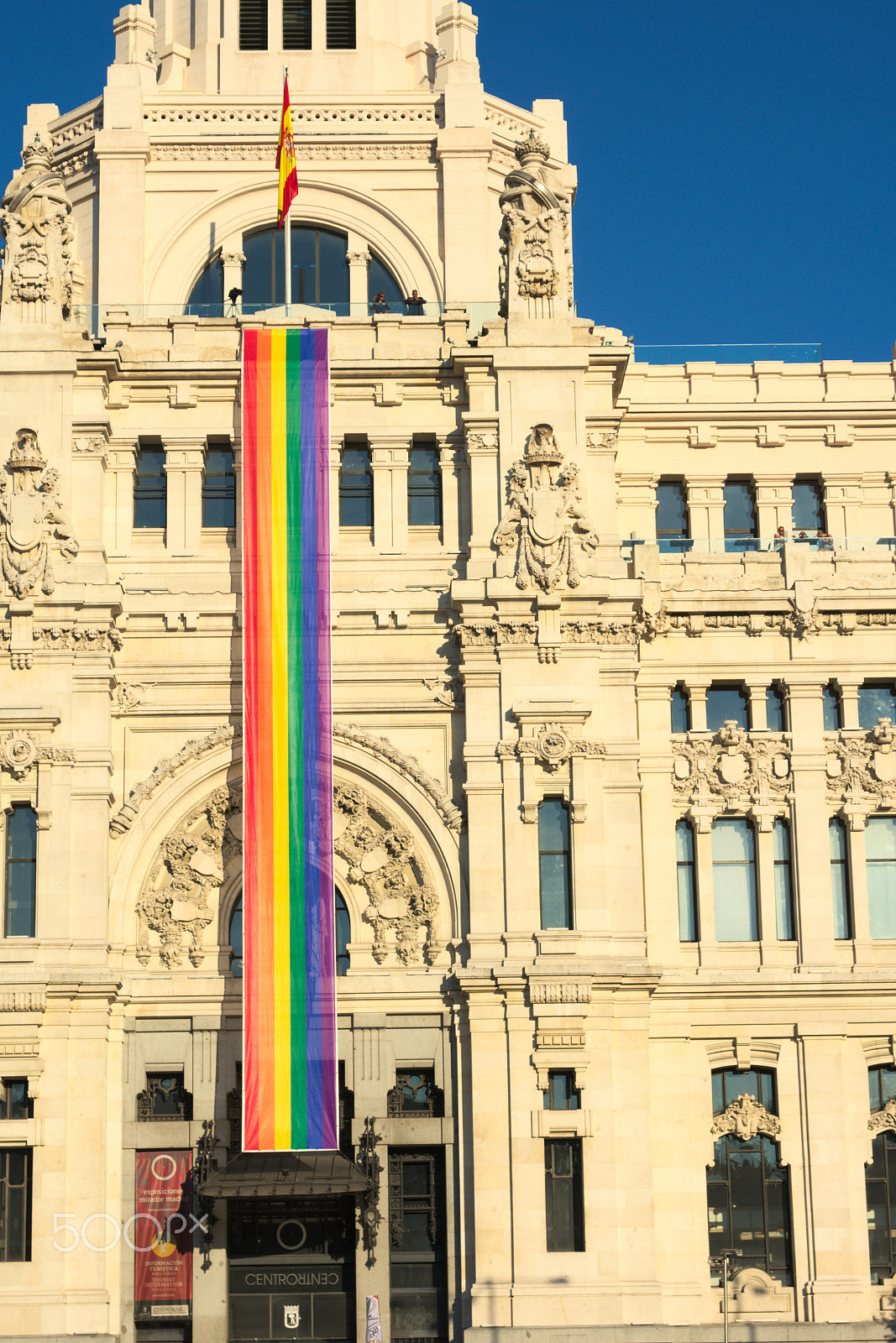 AF Zoom-Nikkor 28-105mm f/3.5-4.5D IF sample photo. The gay pride holiday photography