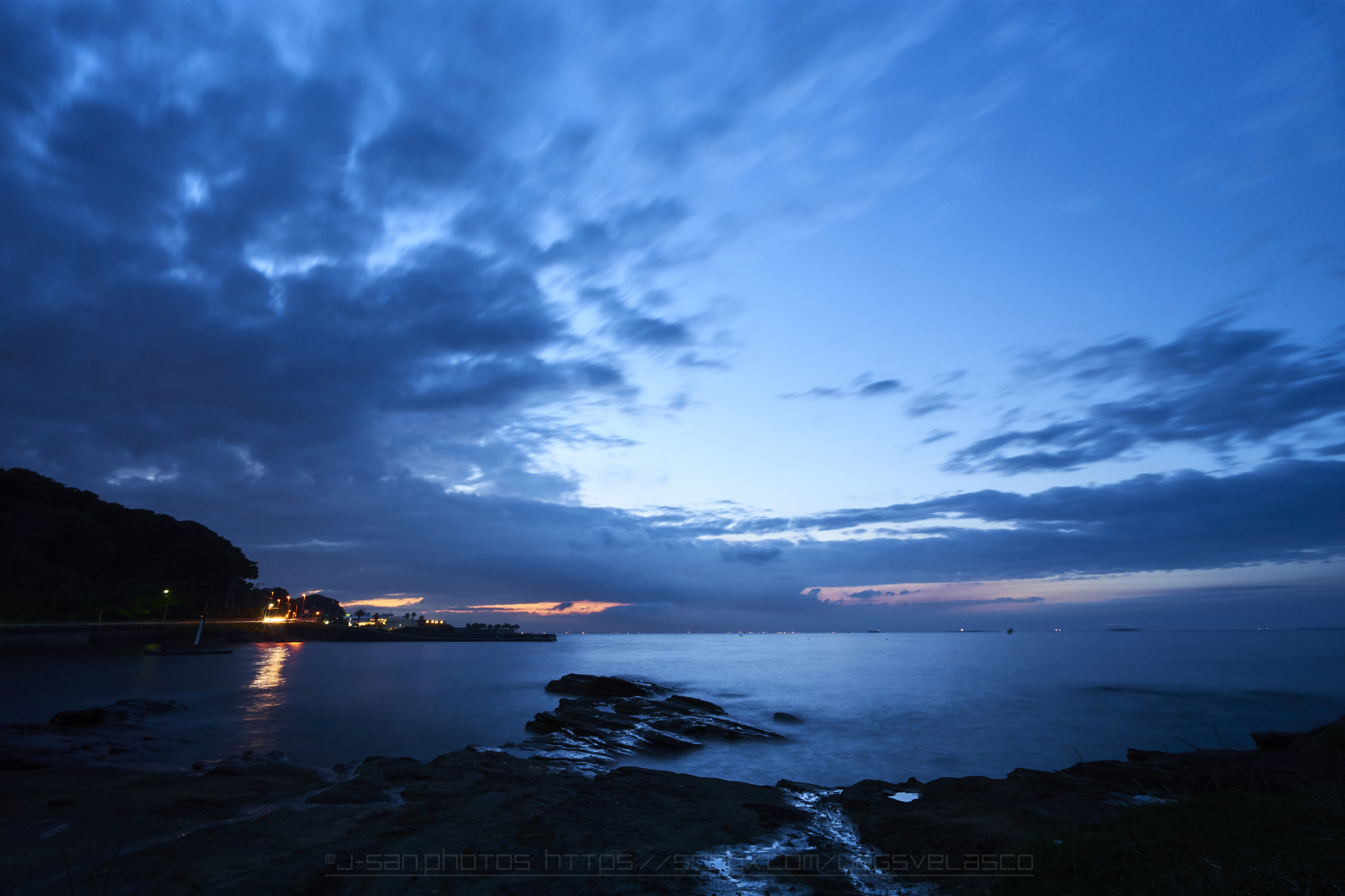 Sony a7 II + Voigtlander SUPER WIDE-HELIAR 15mm F4.5 III sample photo. Kannonzaki long expo photography