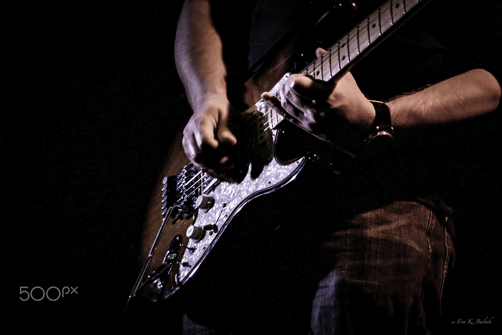 Sigma 18-250mm F3.5-6.3 DC OS HSM sample photo. Jamming photography