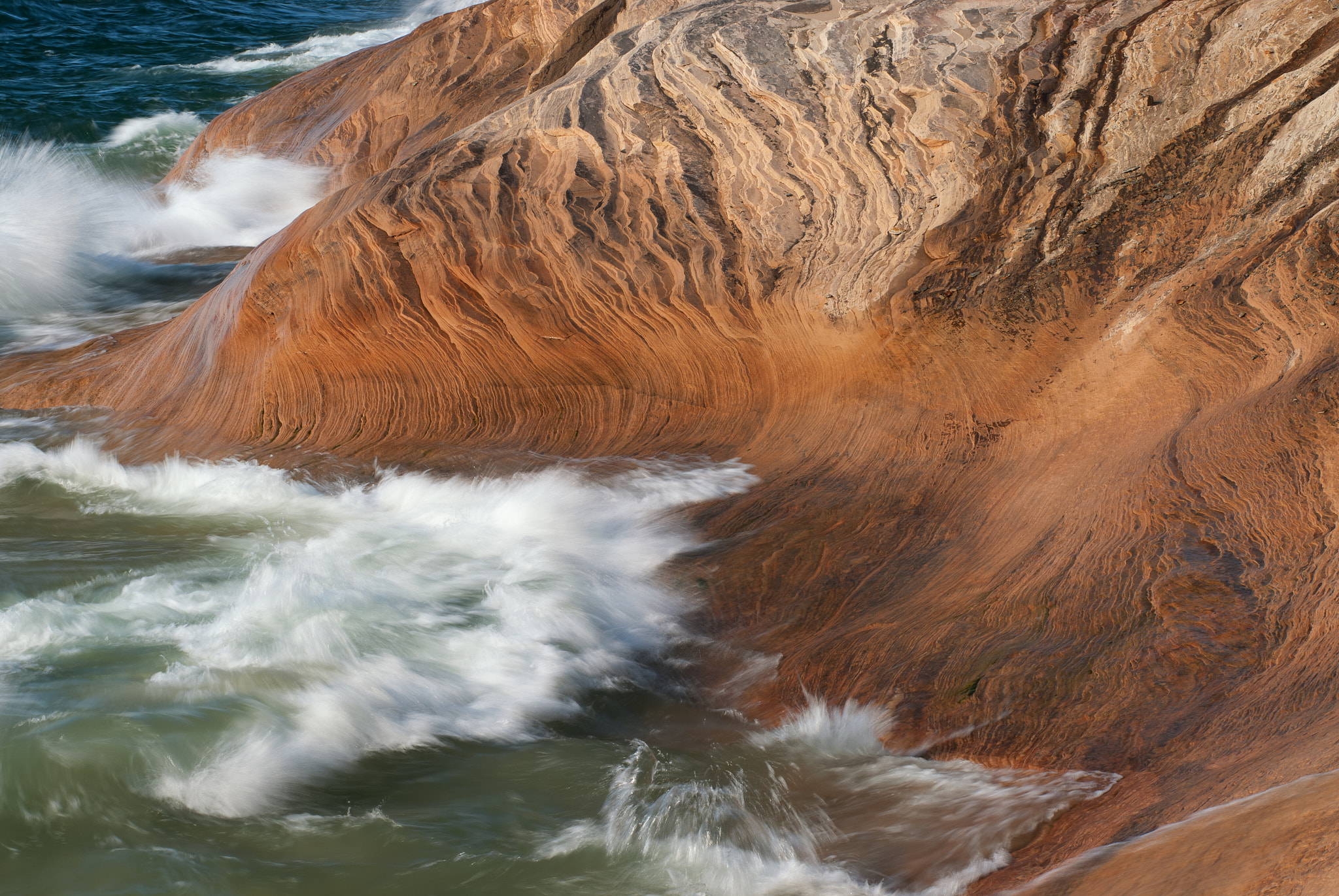 Nikon AF-Nikkor 80-200mm F2.8D ED sample photo. Shoreline pictured rocks national lakeshore photography