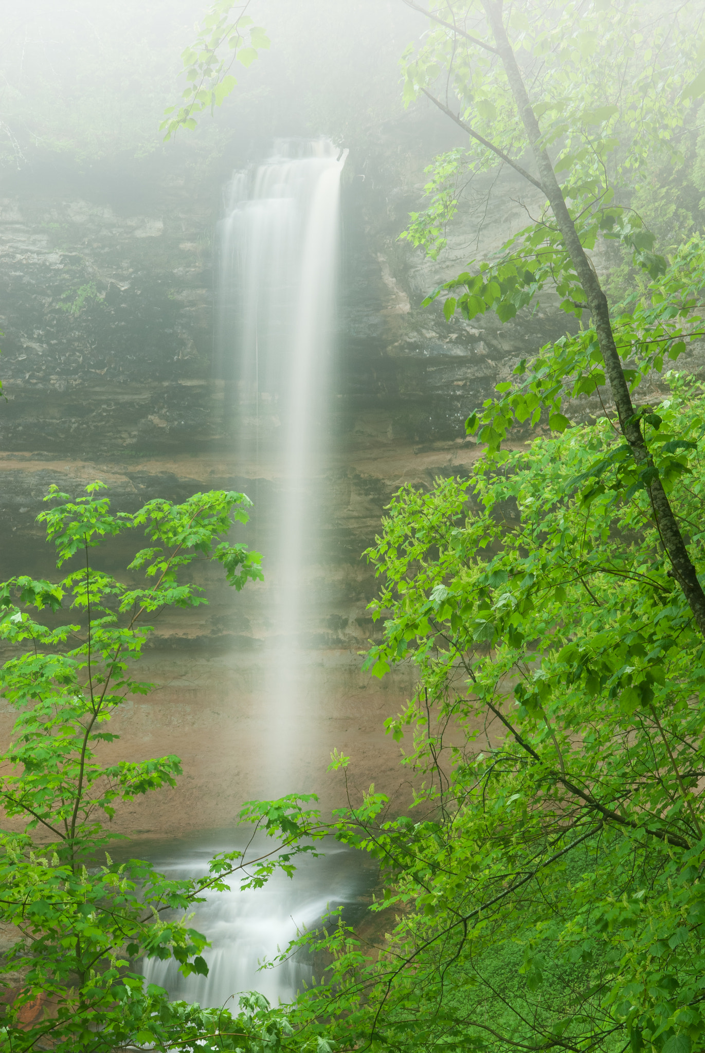 Nikon D200 sample photo. Spring munising falls photography