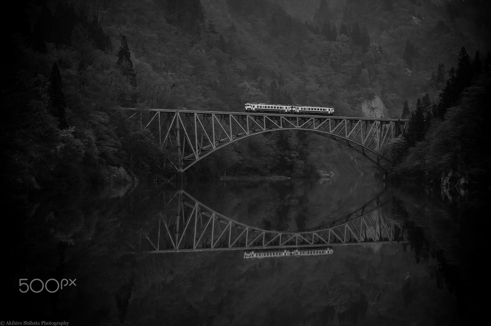 Pentax K-3 sample photo. Morning train photography