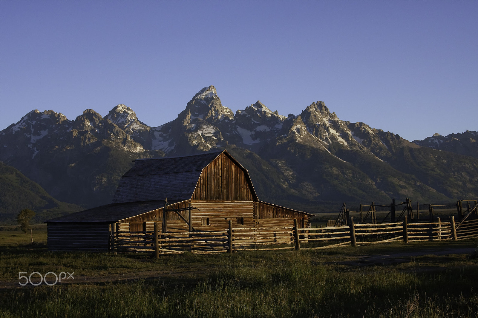 Canon EF 28-105mm f/3.5-4.5 USM sample photo. Early morning on mormon row photography