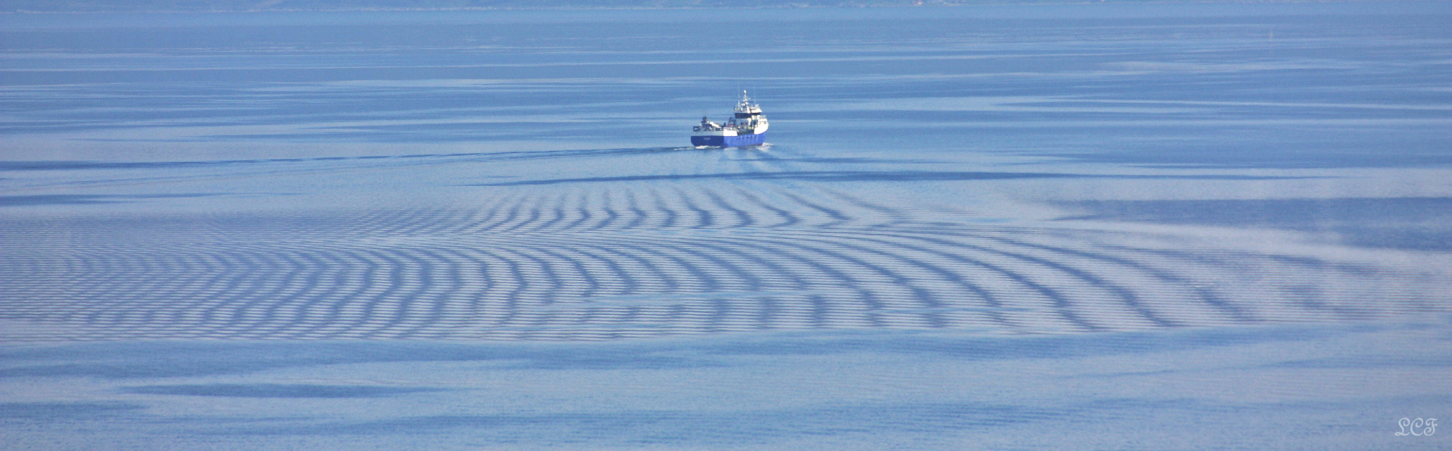 Canon EOS 450D (EOS Rebel XSi / EOS Kiss X2) sample photo. Rings in the water... photography