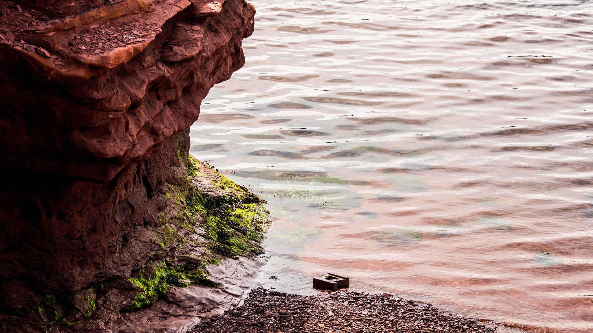 Canon EF 75-300mm f/4-5.6 USM sample photo. Water on the red sandstone photography