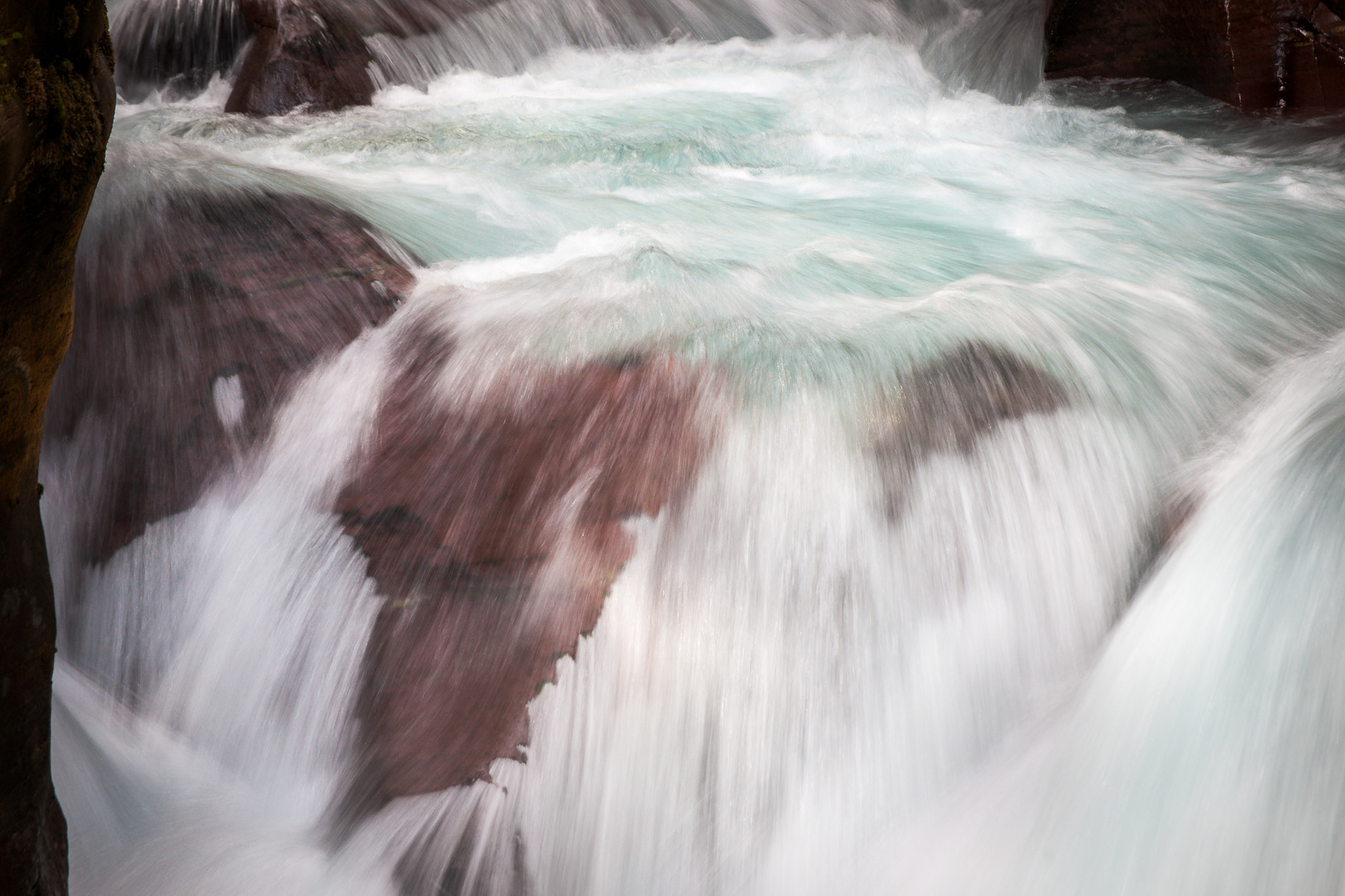 Sony 70-300mm F4.5-5.6 G SSM sample photo. Waterfall close-up photography