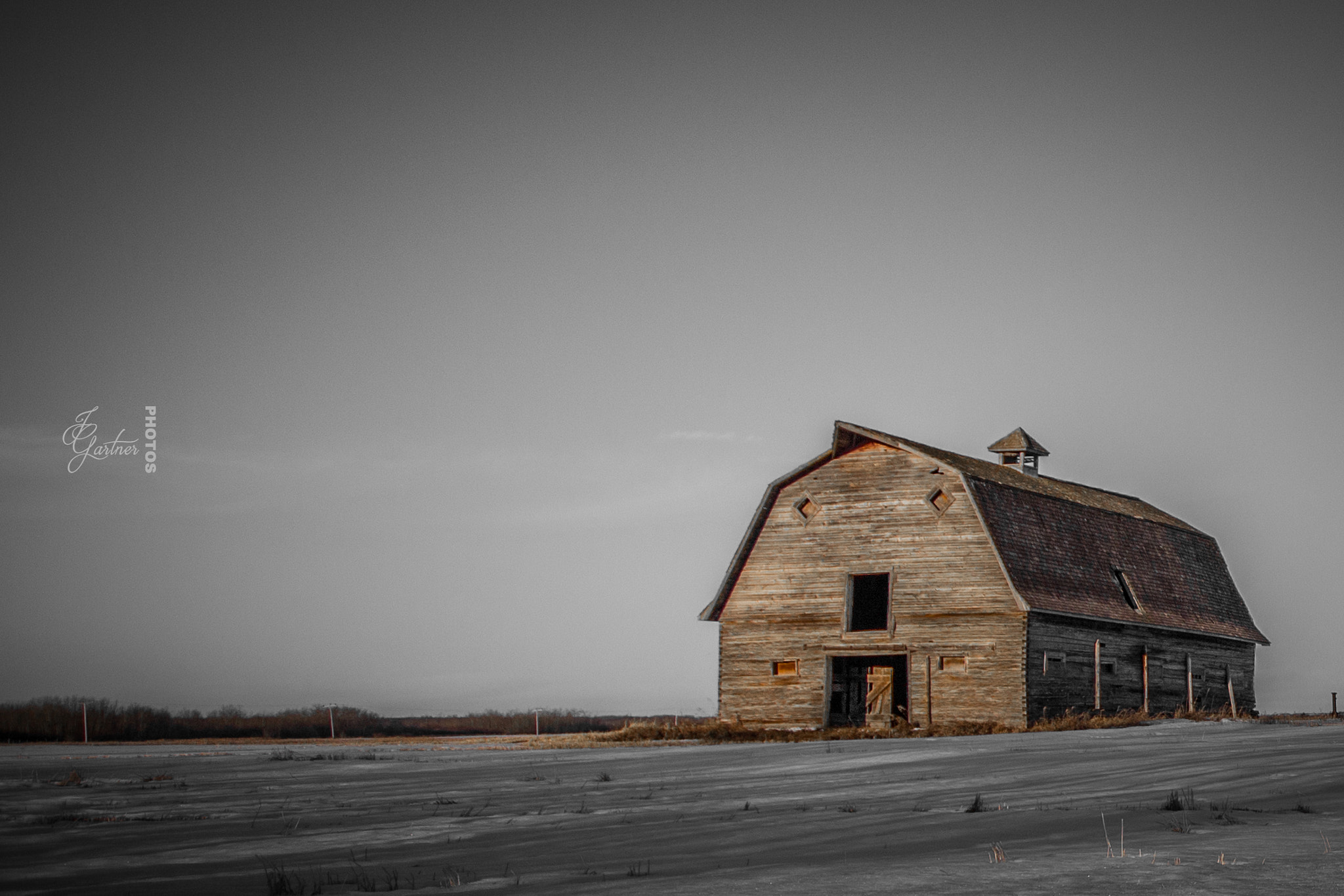 Canon EOS 650D (EOS Rebel T4i / EOS Kiss X6i) sample photo. Barn stalking photography