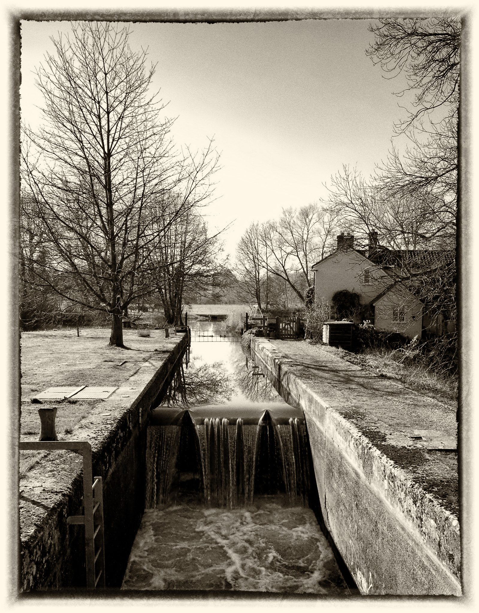 Sigma 10-20mm F4-5.6 EX DC HSM sample photo. Dedham mill race photography