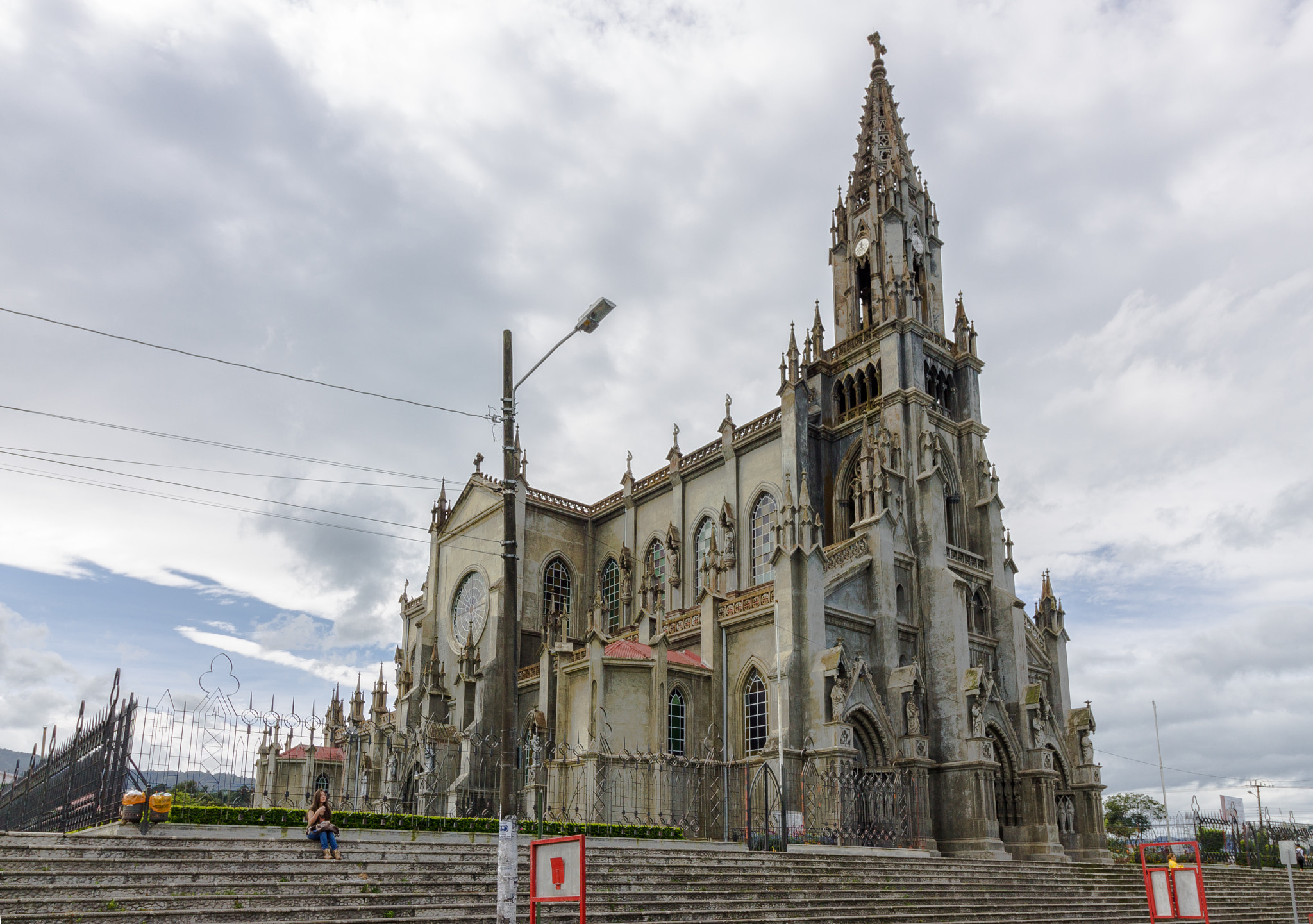 Canon EF-S 10-18mm F4.5–5.6 IS STM sample photo. Church of saint isidro of coronado, costa rica photography