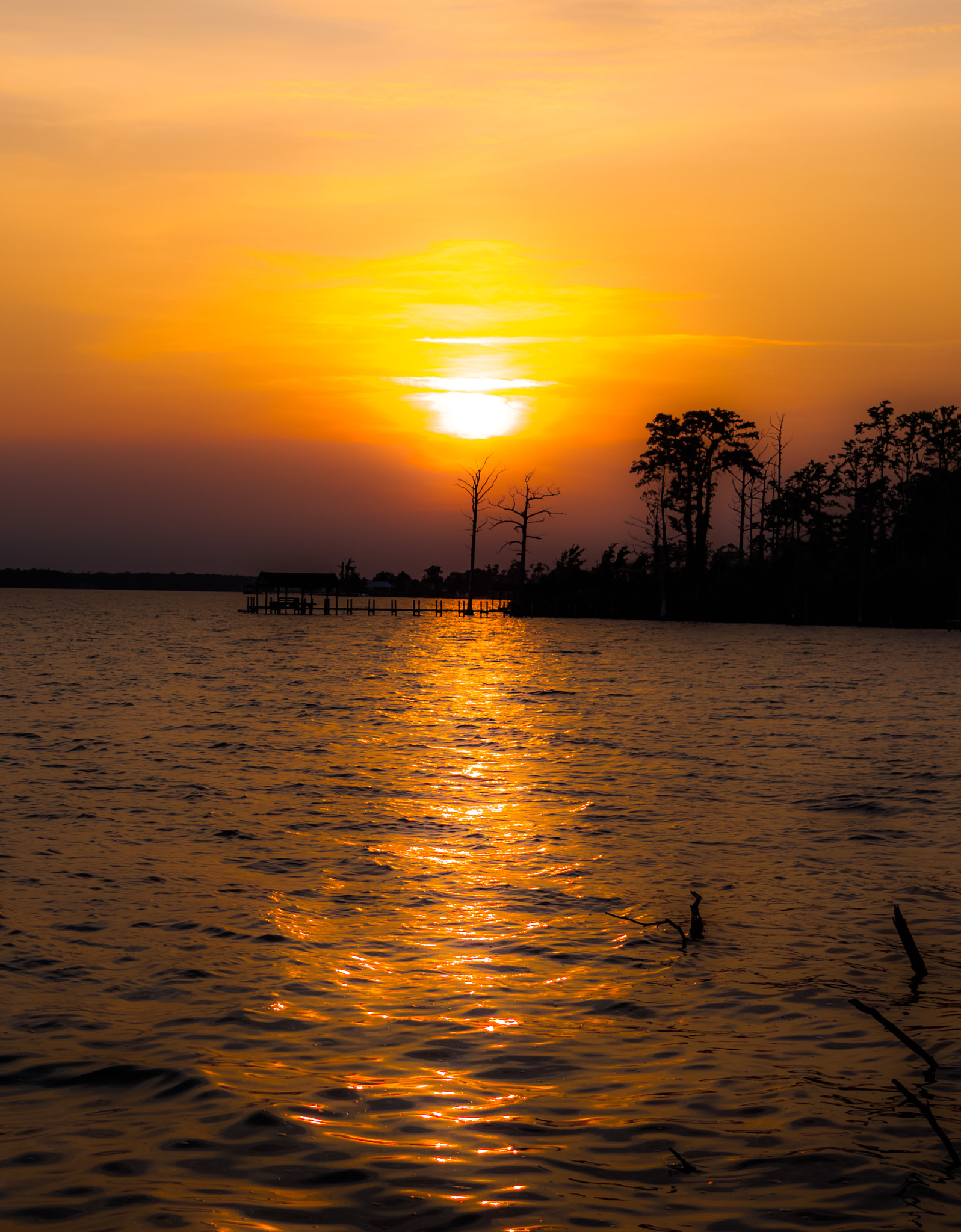 Panasonic Lumix DMC-GX8 + LUMIX G 25/F1.7 sample photo. Sunset over the sound photography