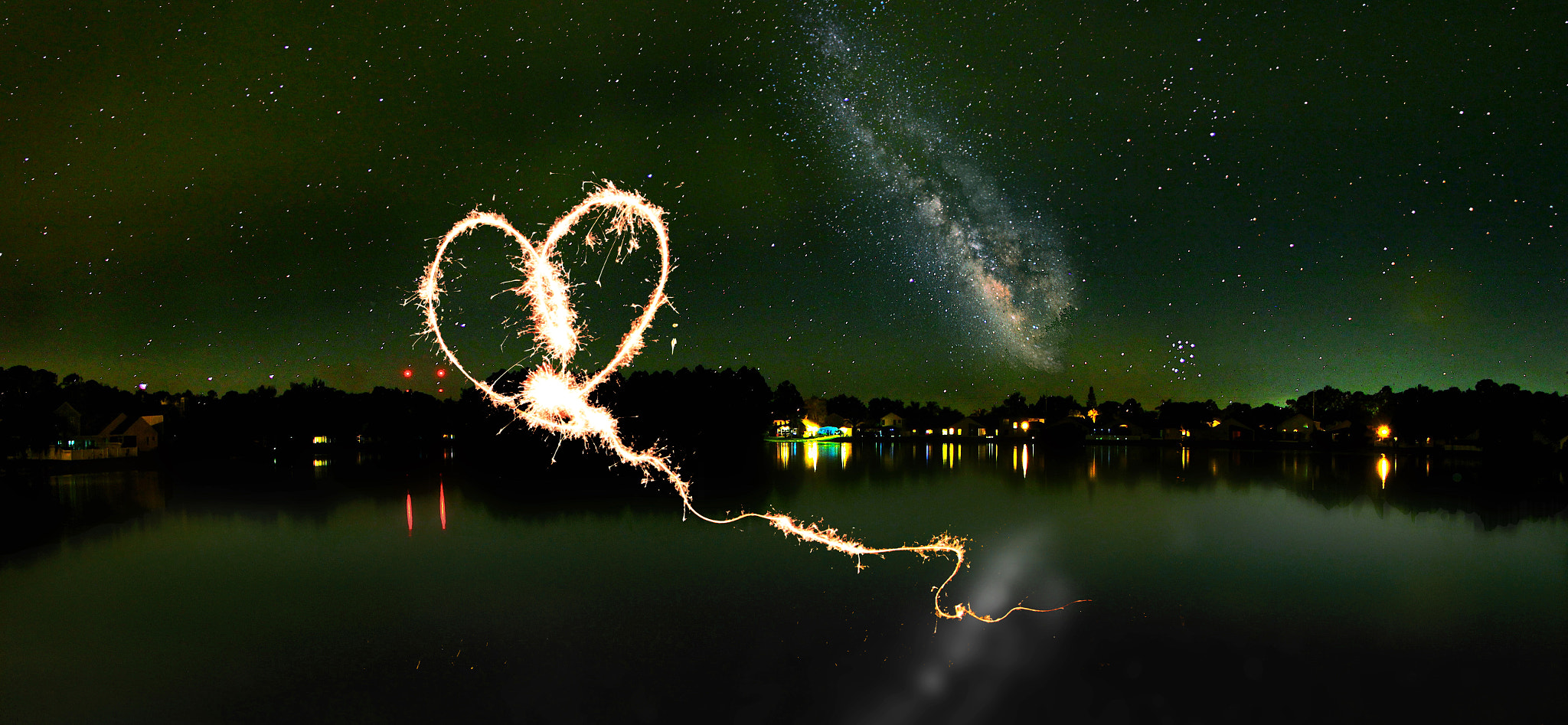 Canon EF 8-15mm F4L Fisheye USM sample photo. Love photography