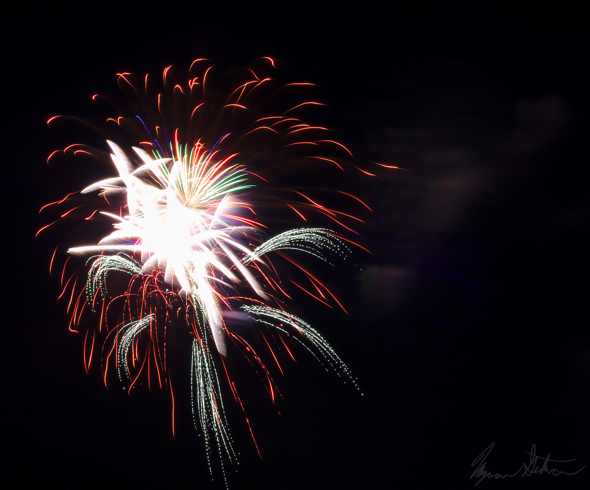 Canon EOS 5D + Canon EF 50mm F1.8 II sample photo. Apollo caught; for a moment photography