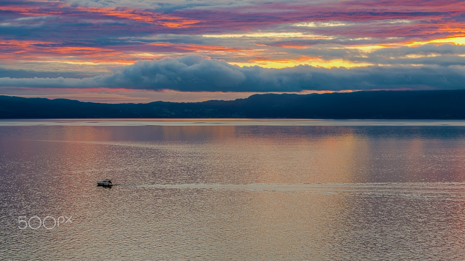 Sony 70-400mm F4-5.6 G SSM II sample photo. Midnight sunset over trondheimfjord trondheim photography
