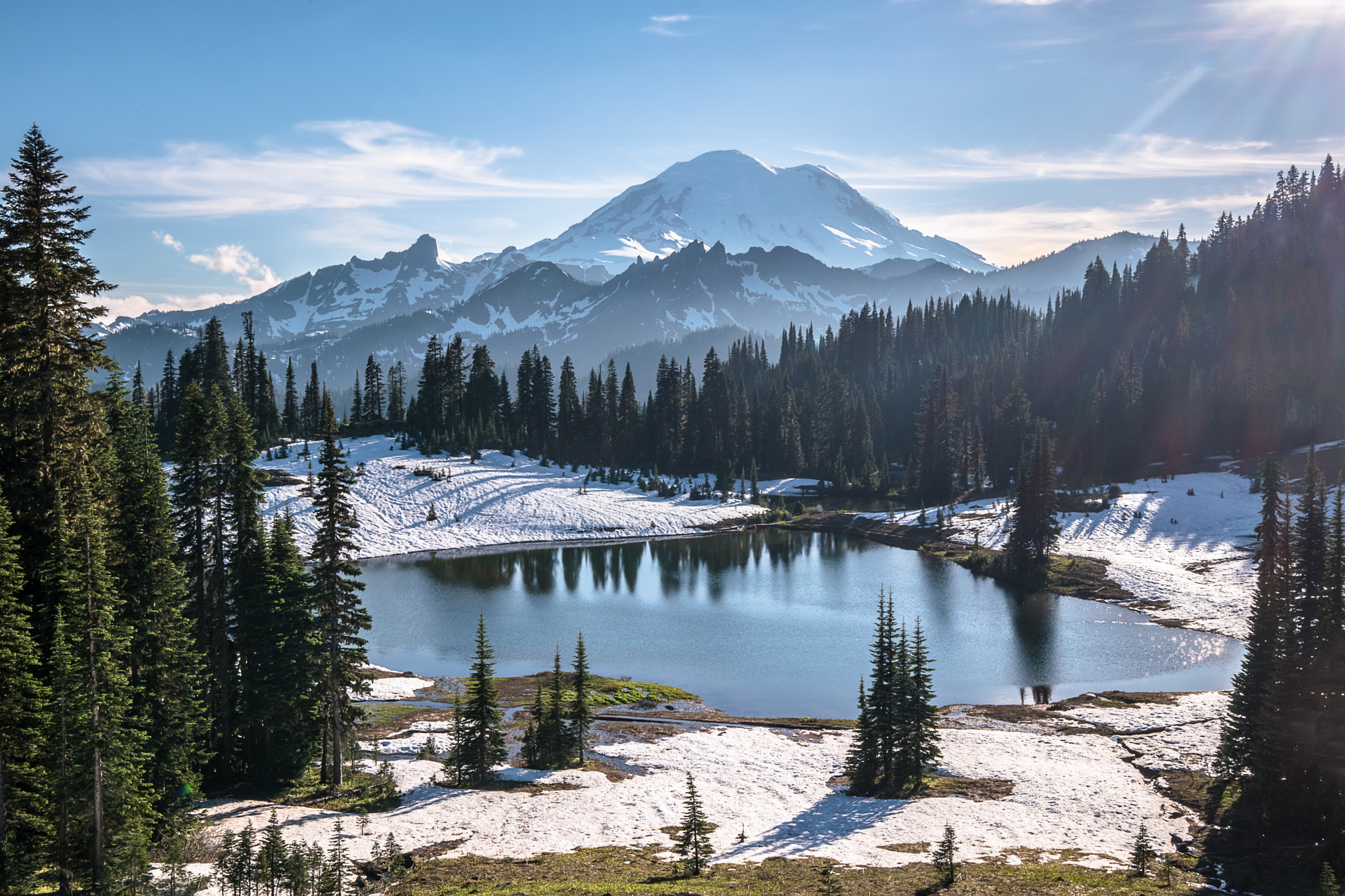 Samsung NX1 + Samsung NX 12-24mm F4-5.6 ED sample photo. Mt. rainier and tipsoo lake photography