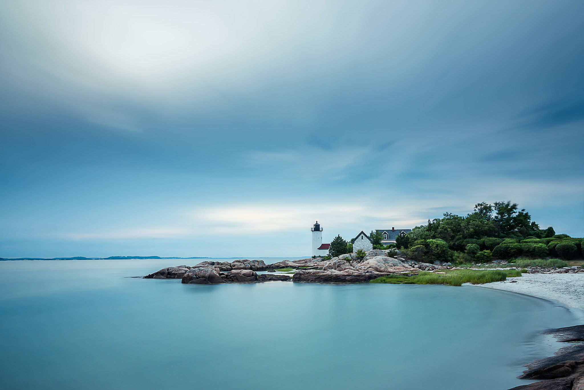 Canon EOS 70D + Canon EF-S 10-18mm F4.5–5.6 IS STM sample photo. Annisquam lighthouse in gloucester, ma photography