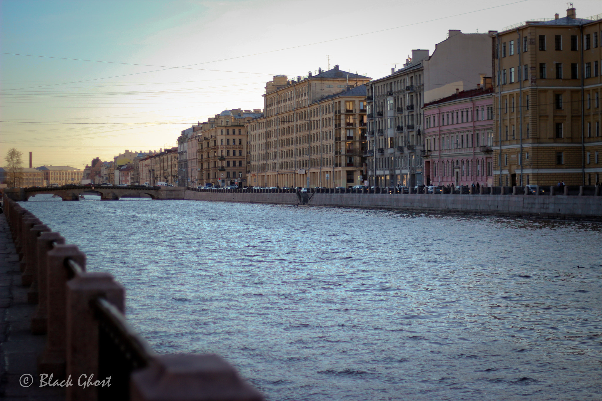 Canon EOS 600D (Rebel EOS T3i / EOS Kiss X5) + Canon EF 50mm F1.8 II sample photo. Fontanka river photography